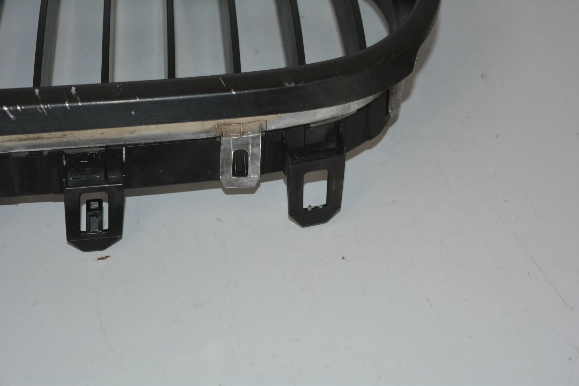 Front Left Grill · BMW 5 (E60) 520 d 2009 – 5