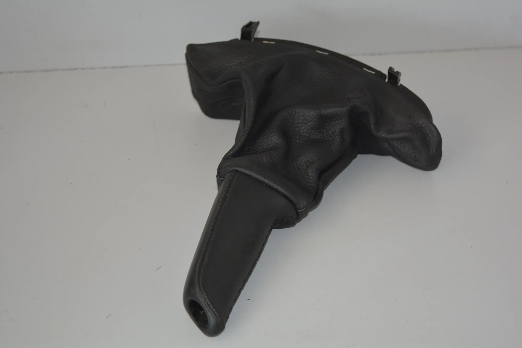 Handbrake Handle · BMW 5 (E60) 520 d 2009 – 2