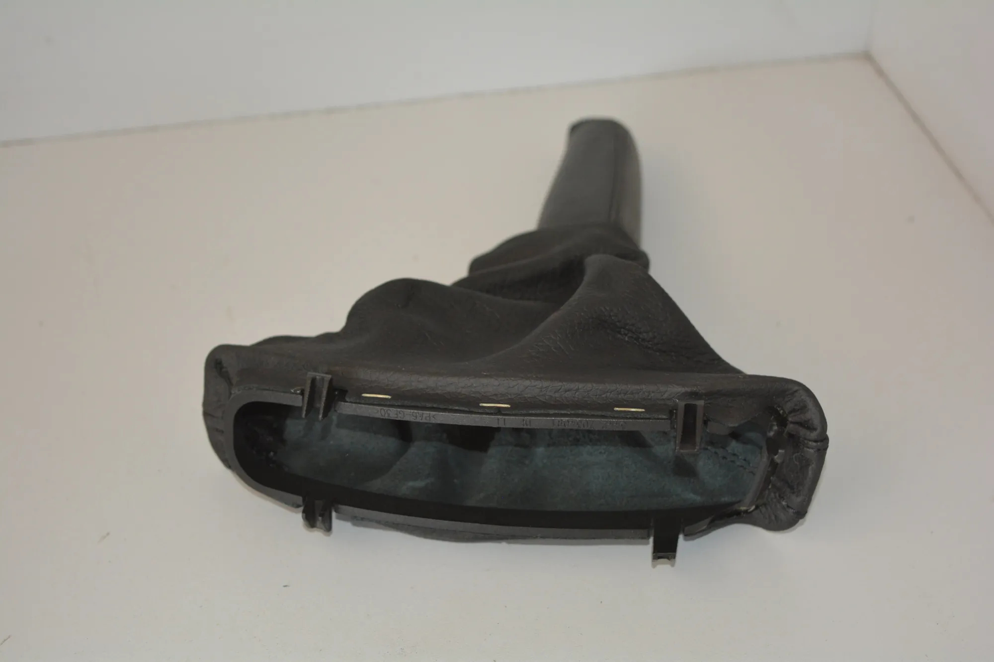 Handbrake Handle · BMW 5 (E60) 520 d 2009 – 4