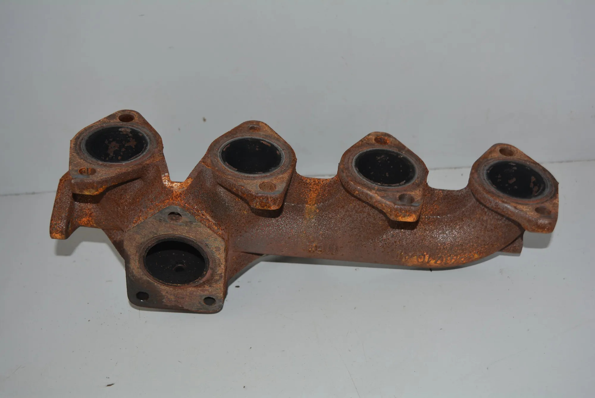 Exhaust Manifold – OEM 7810182 · BMW 5 (E60) 520 d 2009 – 2