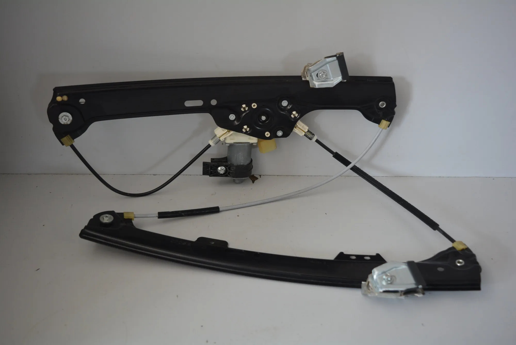 Front Right Door Window Regulator – OEM 7184384 · BMW 5 (E60) 520 d 2009 – 3