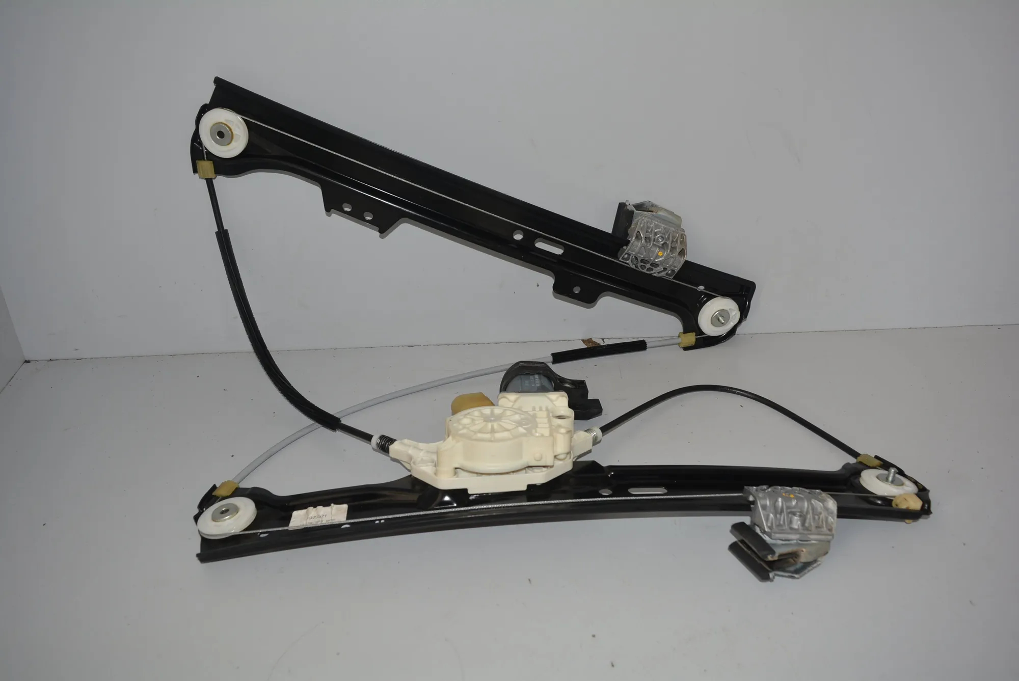 Front Left Door Window Regulator – OEM 7184383 · BMW 5 (E60) 520 d 2009