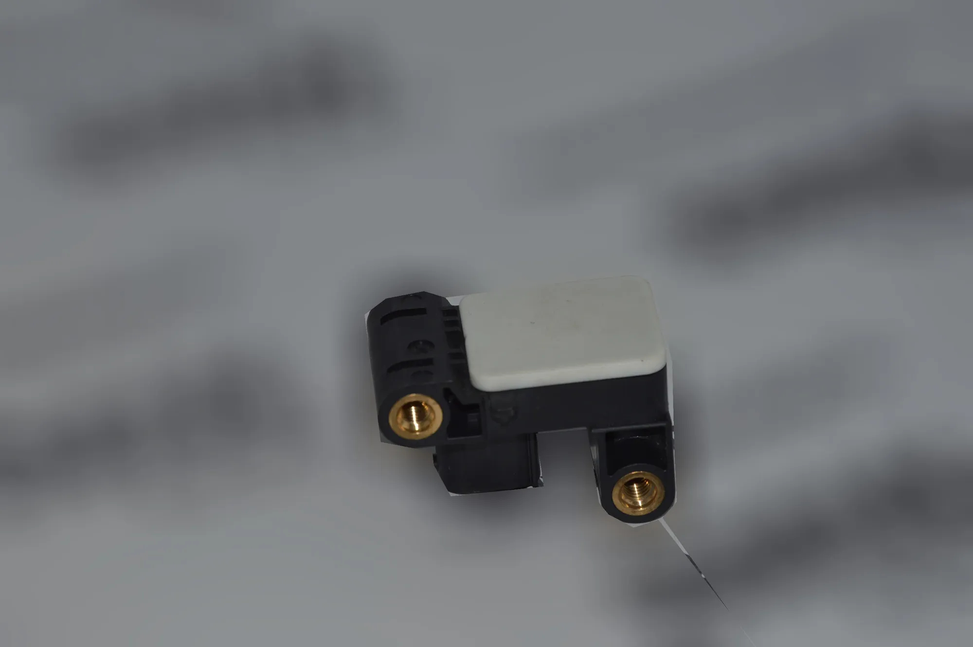 Right Side Impact Sensor – OEM 6911003 · BMW 3 Touring (E91) 325 i 2007