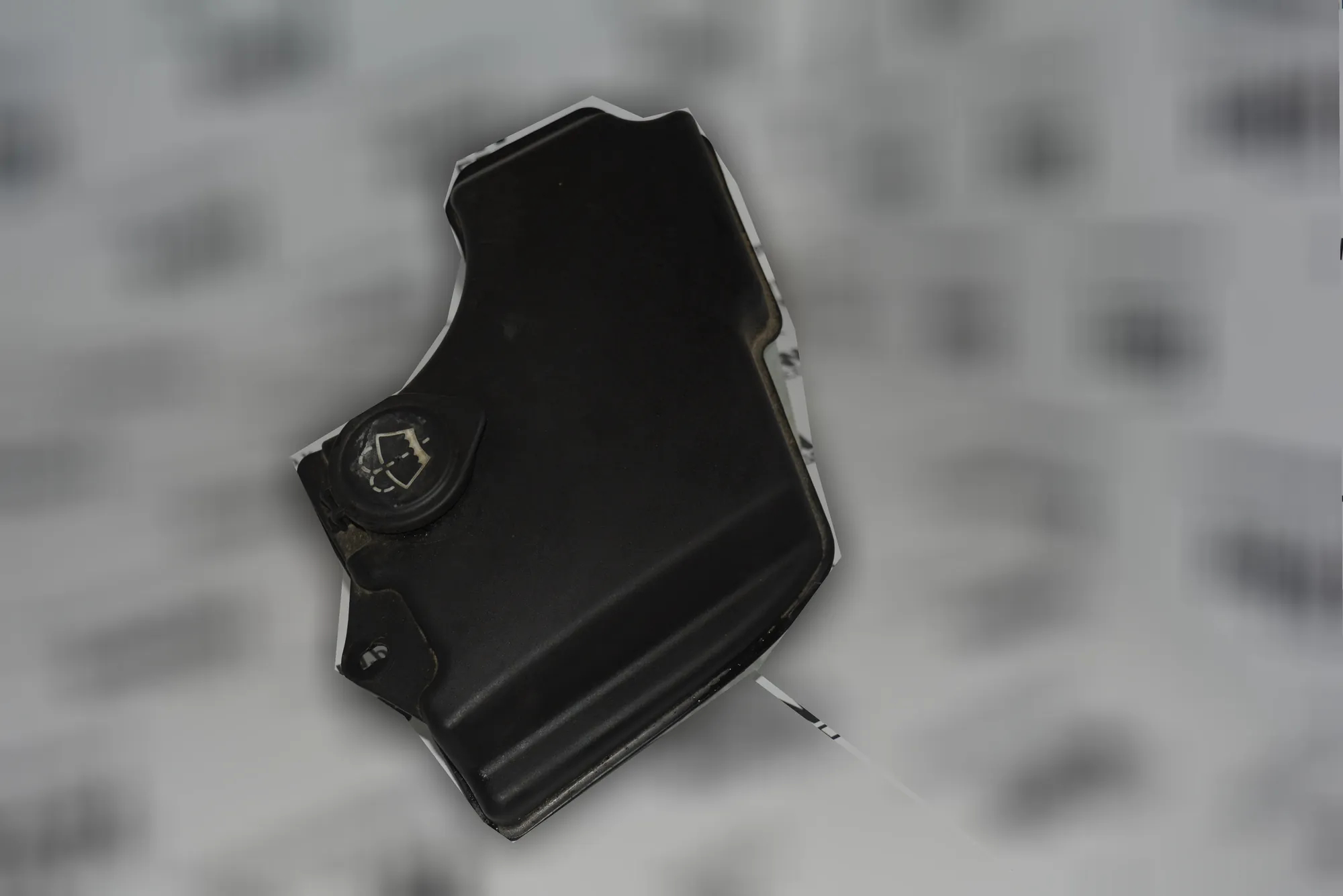 Window Washer Tank – OEM 7007970 · BMW 3 Coupe (E46) 320 Ci 2003 – 4
