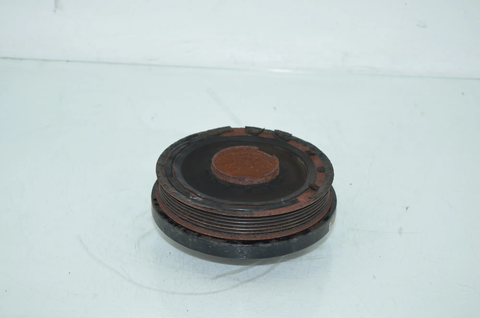 Crankshaft Pulley – OEM 8512072 · BMW X3 (F25) xDrive 20 d 2012 – 2