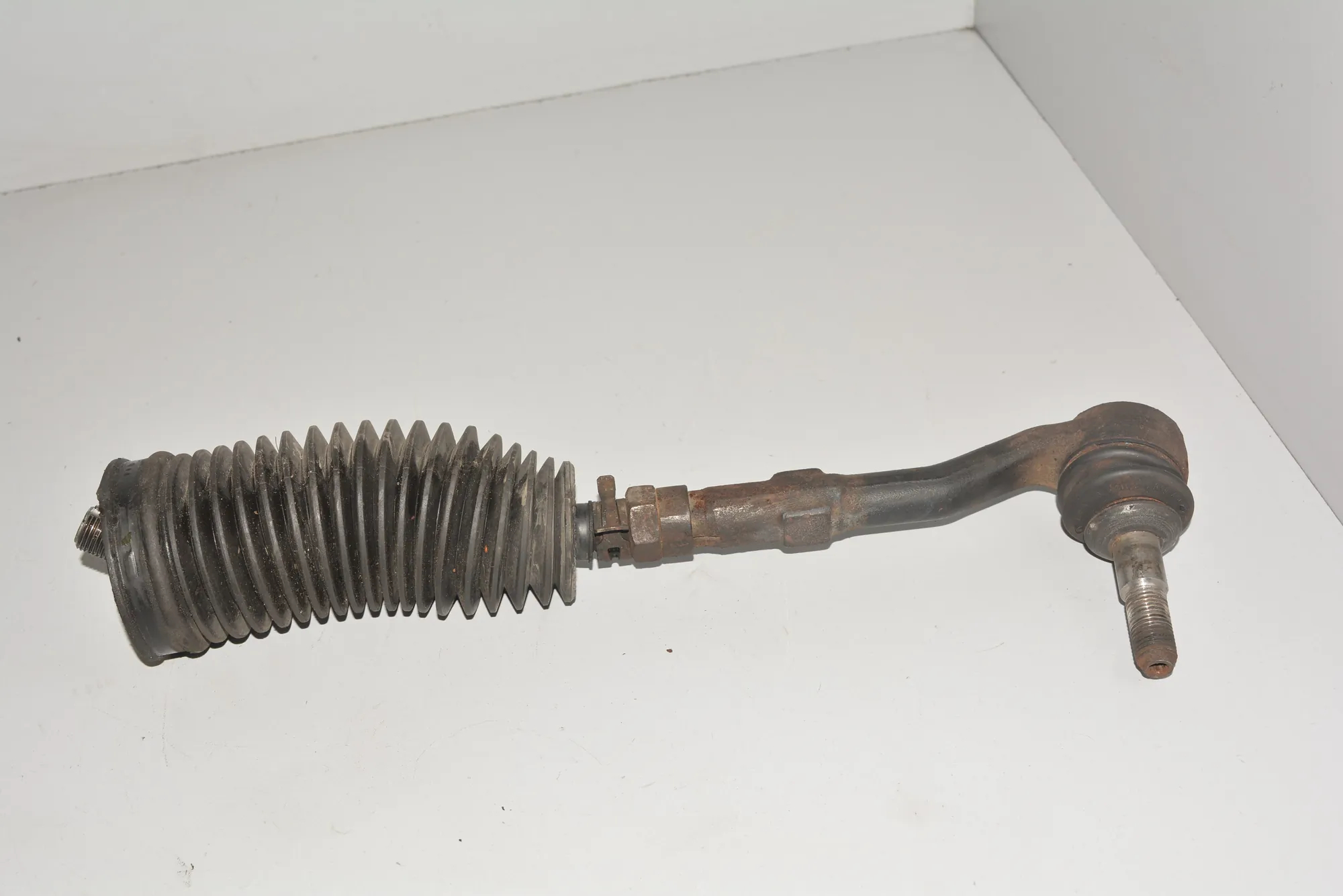 Right Side Steering Tie Rod · BMW 7 (E65, E66, E67) 735 i, Li 2001