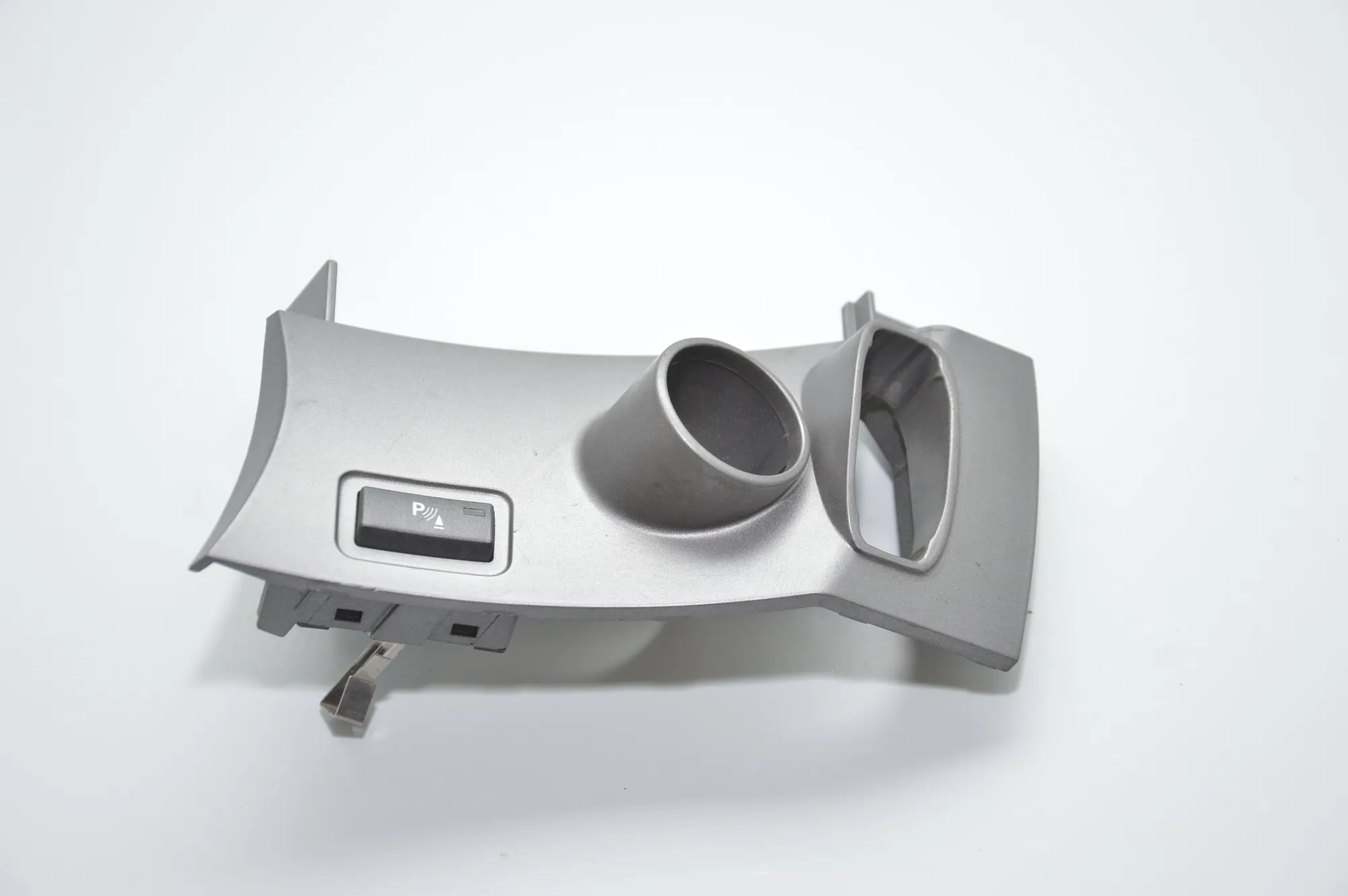 Other Interior Parts – OEM 6921190 · BMW 7 (E65, E66, E67) 735 i, Li 2001
