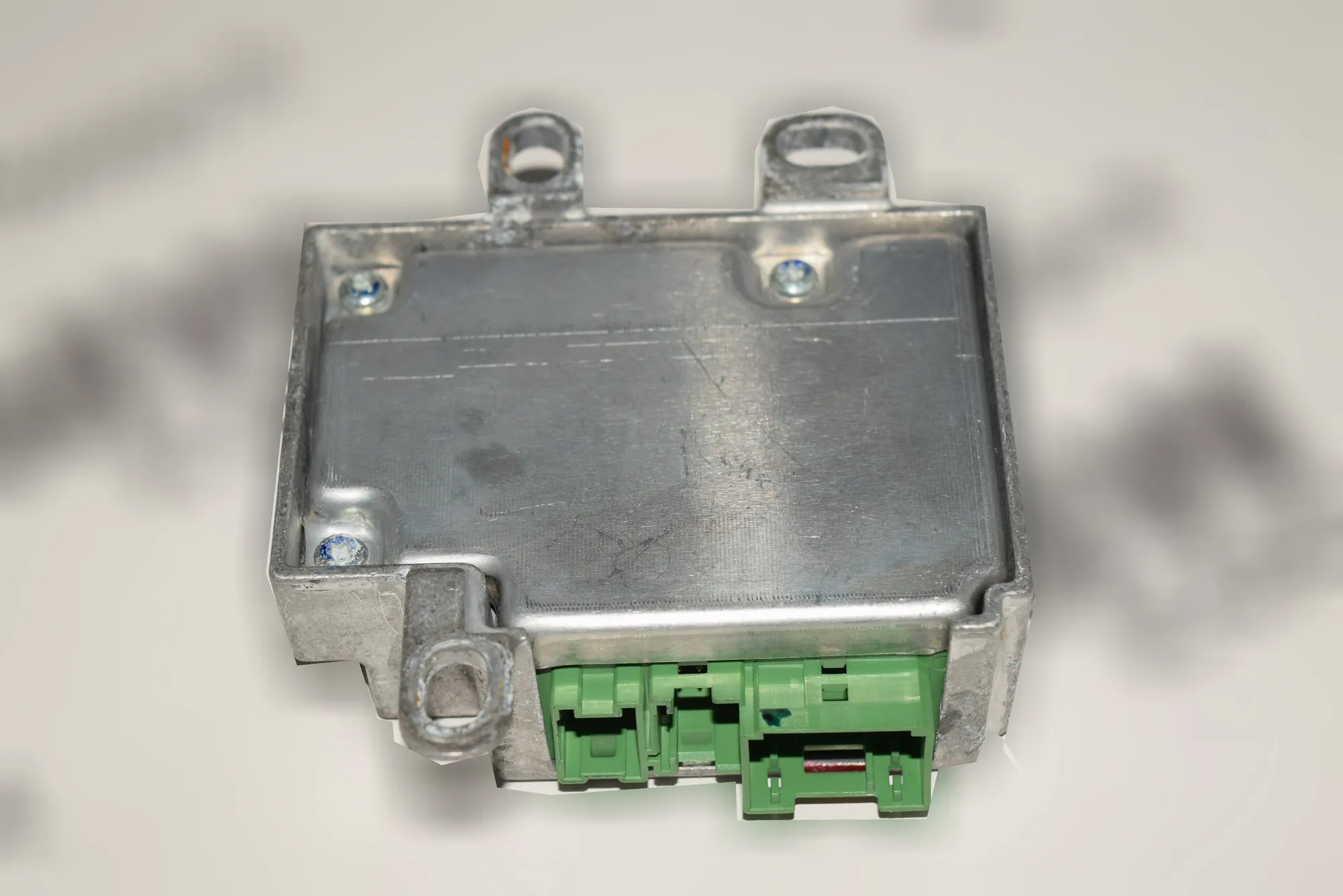 SRS Control Unit – OEM 6920468 · BMW 7 (E65, E66, E67) 735 i, Li 2001 – 3