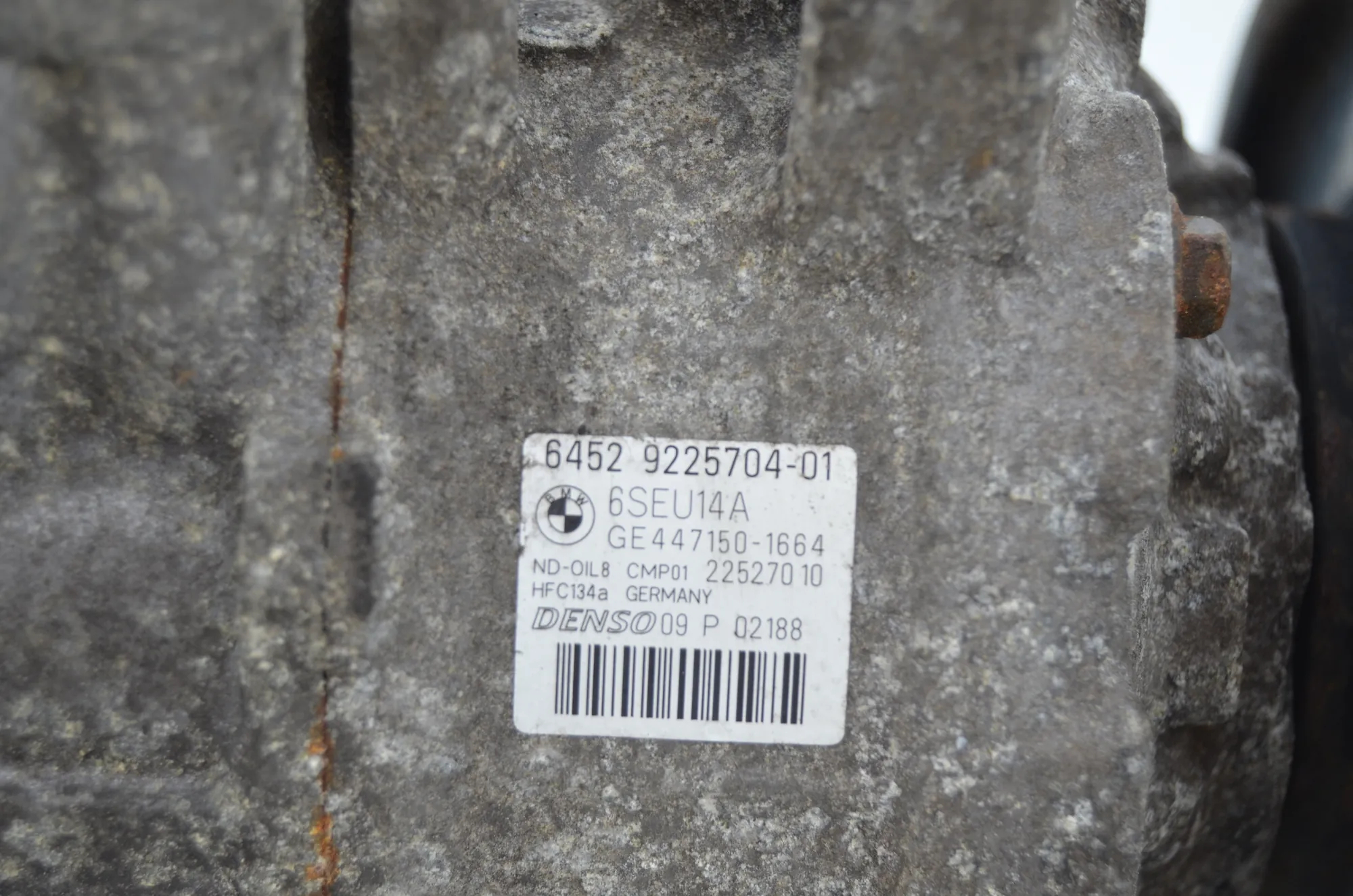 Air Condition A/C Pump – OEM 9225704 · BMW X3 (F25) xDrive 20 d 2012 – 4
