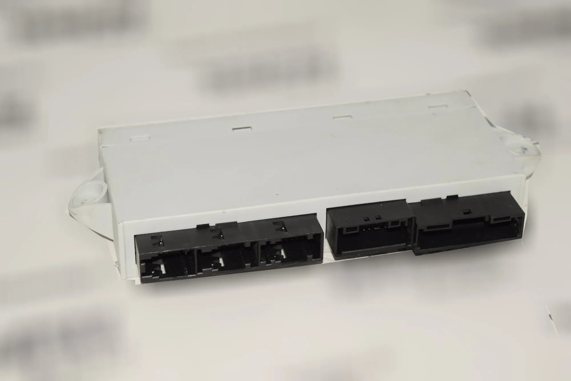 Rear Left Door Control Unit – OEM 6921982 · BMW 7 (E65, E66, E67) 735 i, Li 2001