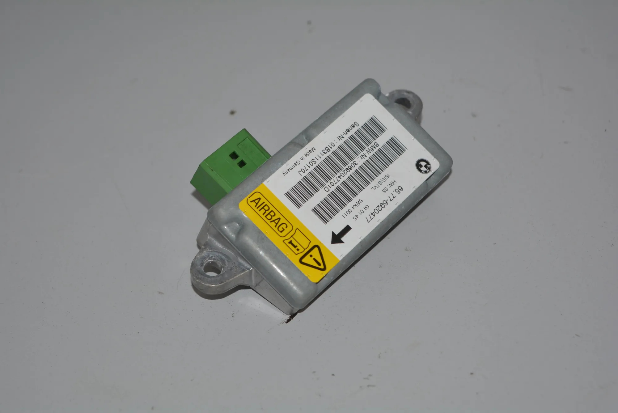 SRS Control Unit – OEM 6920477 · BMW 7 (E65, E66, E67) 735 i, Li 2001