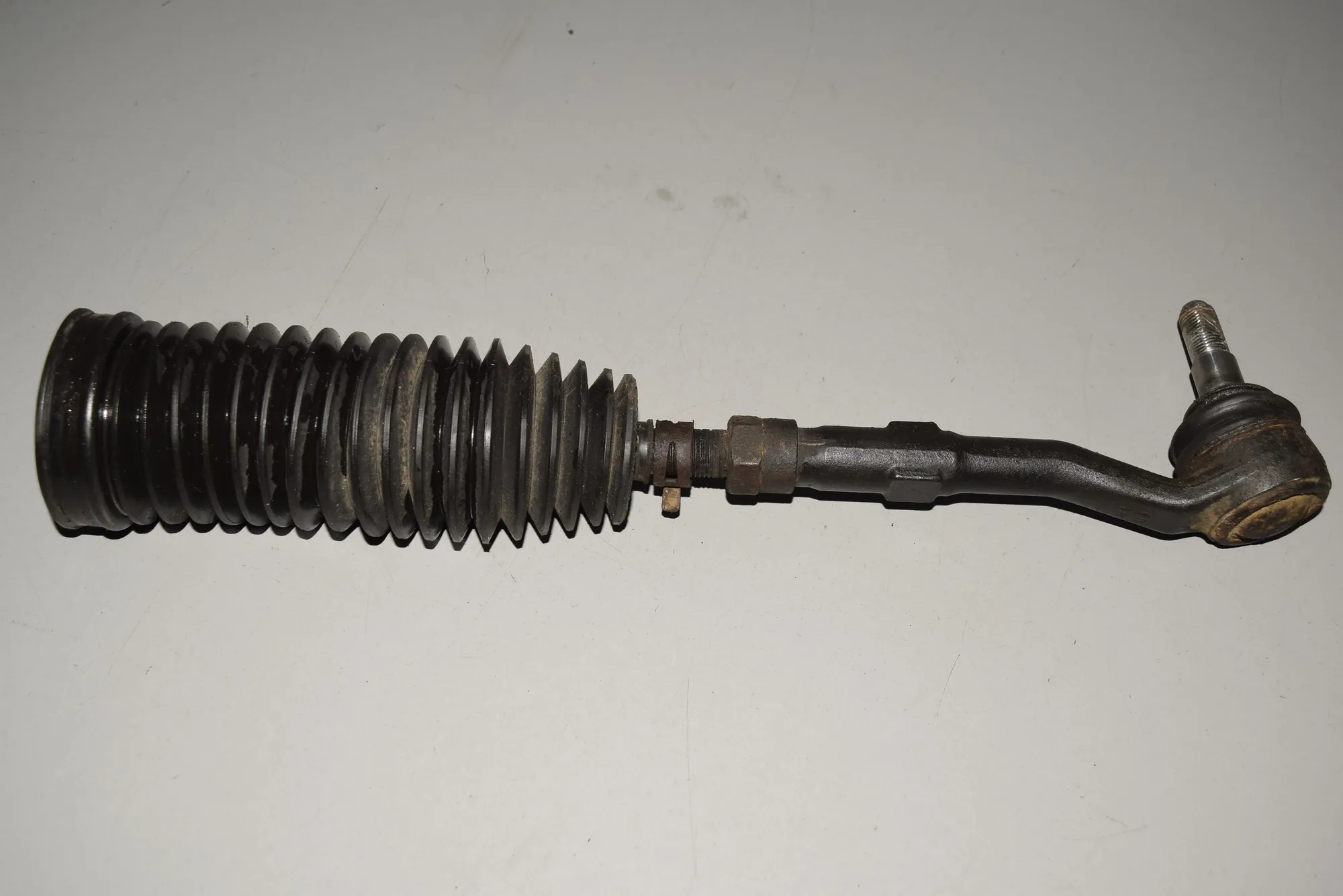 Left Side Steering Tie Rod · BMW 5 Touring (E61) 525 i 2004