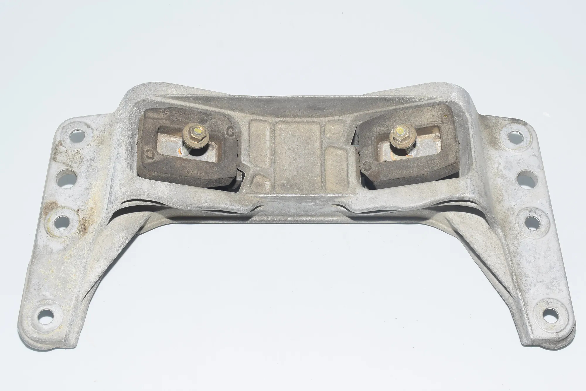 Gearbox Support Mount Bracket – OEM 6761102 · BMW 5 Touring (E61) 525 i 2004 – 2