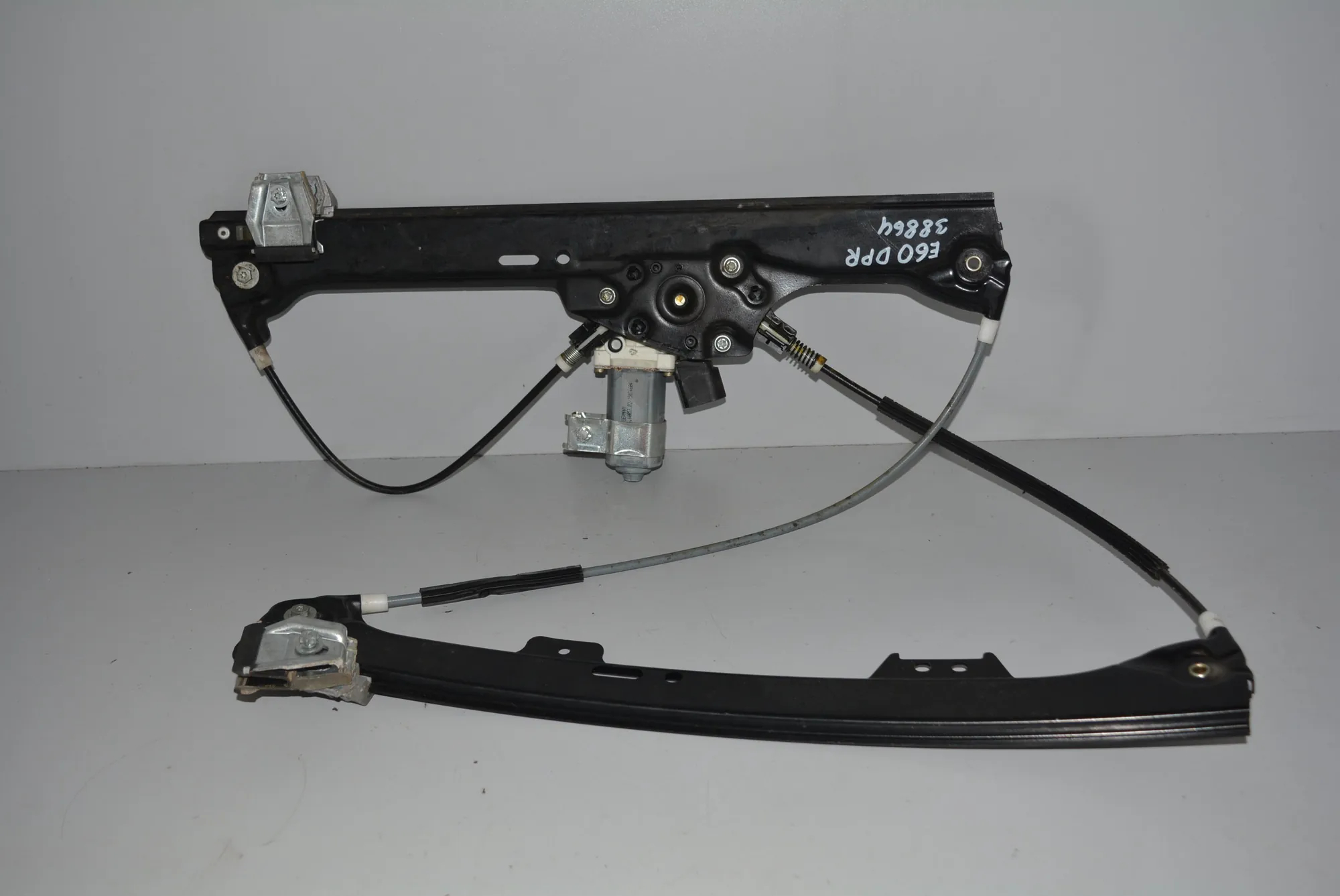 Front Right Door Window Regulator – OEM 7075668 · BMW 5 Touring (E61) 525 i 2004