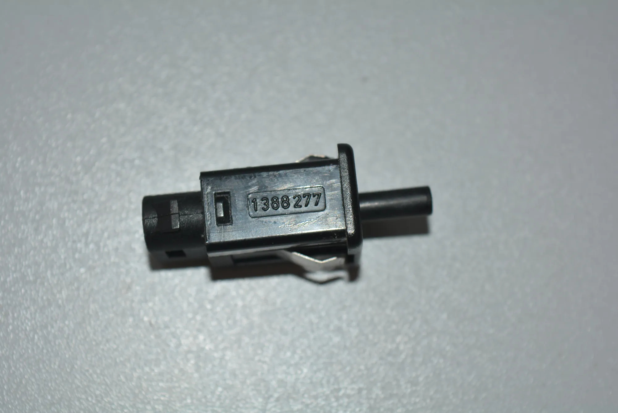 Other Control Units – OEM 1388277 · BMW 5 Touring (E61) 525 i 2004