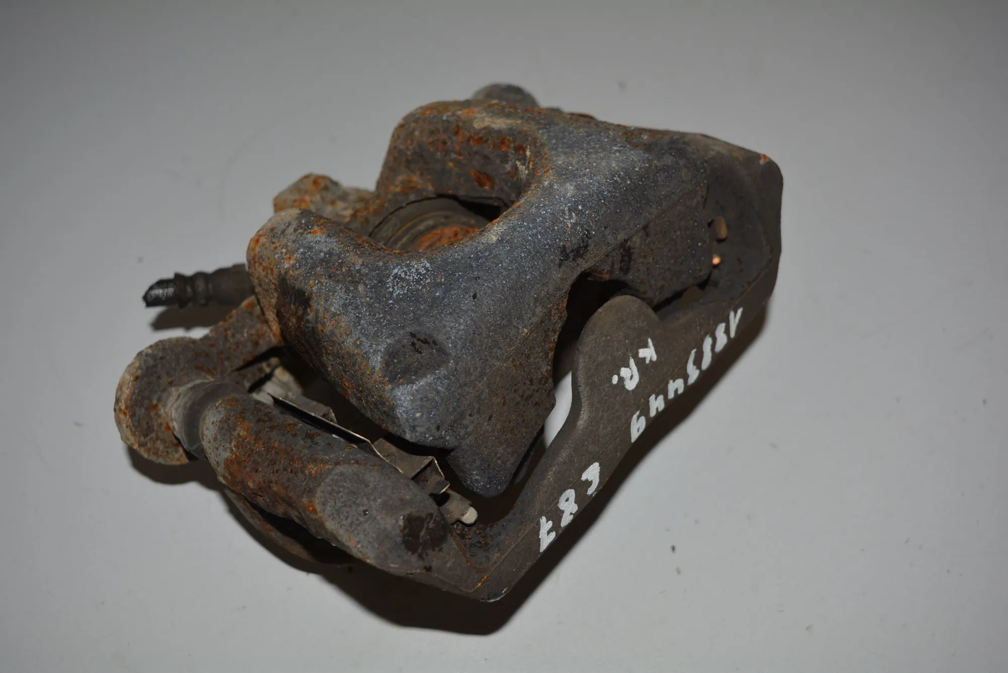 Front Left Brake Caliper · BMW 1 (E87) 118 d 2010