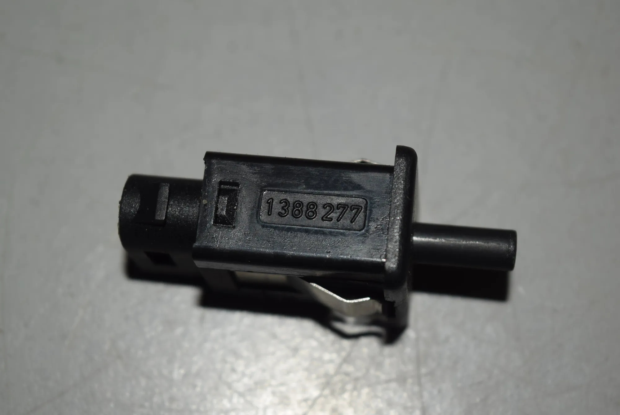 Other Control Units – OEM 1388277 · BMW 5 Touring (E61) 525 d xDrive 2008 – 4