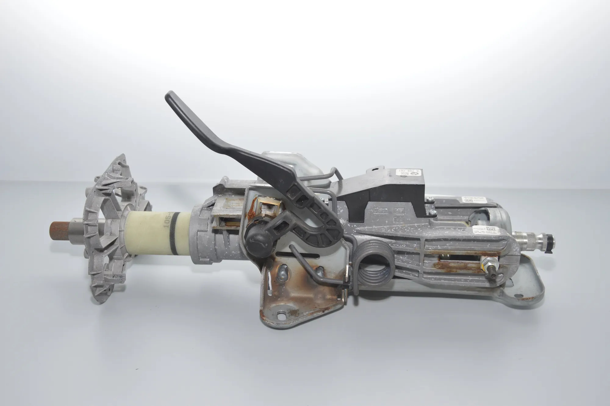 Steering Wheel Adjustment Mechanism – OEM 6786701 · BMW 5 Touring (E61) 525 d xDrive 2008 – 3