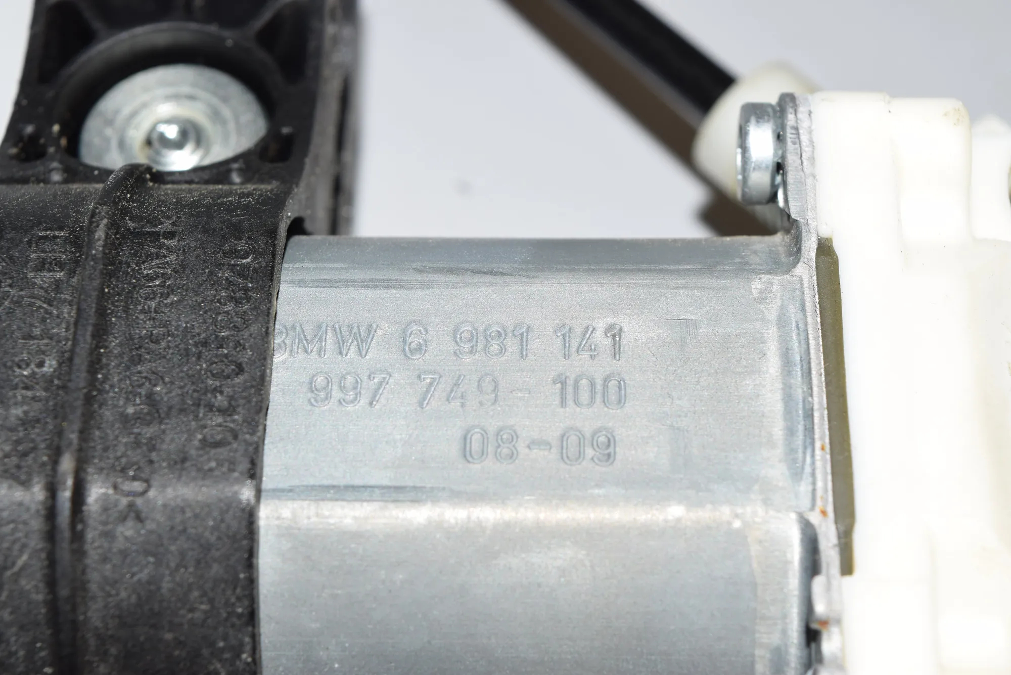 Front Left Door Window Regulator – OEM 718474171843836981141 · BMW 5 Touring (E61) 525 d xDrive 2008 – 3