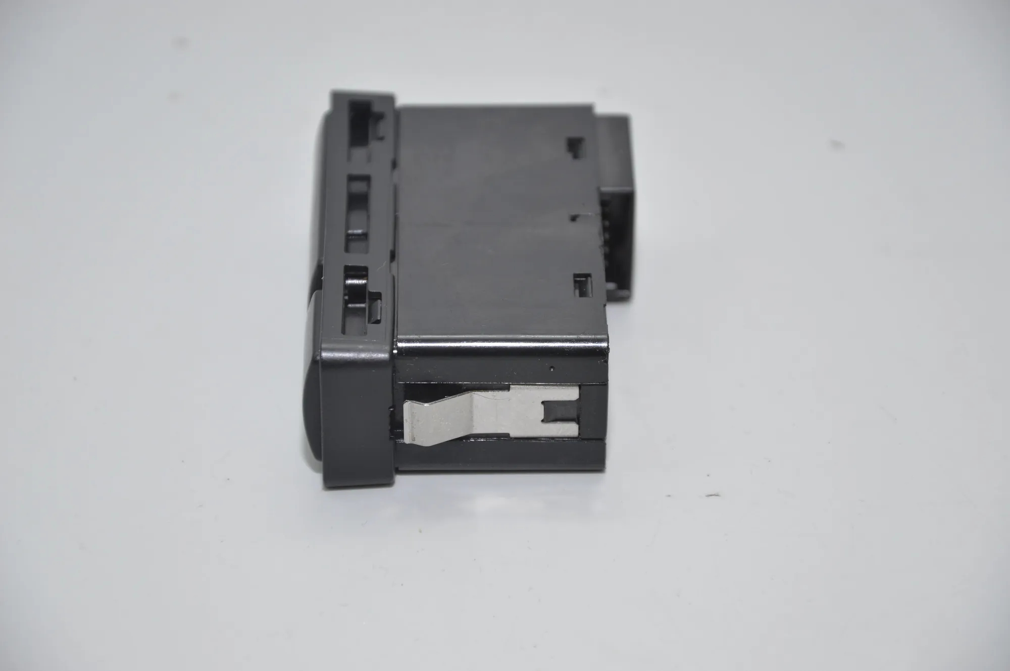 Switches – OEM 8368920 · BMW 3 Touring (E46) 318 i 2004 – 2