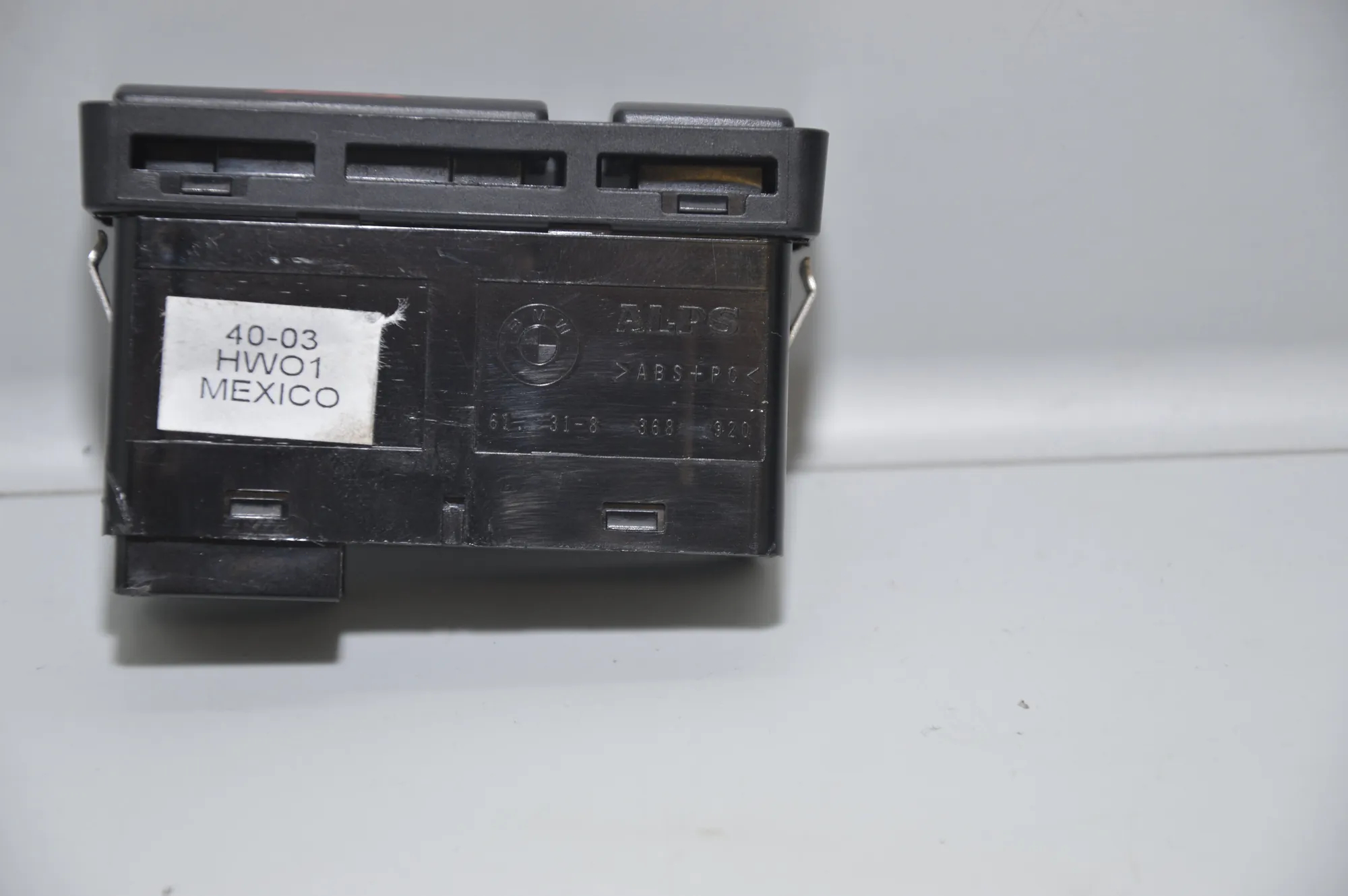Switches – OEM 8368920 · BMW 3 Touring (E46) 318 i 2004 – 5