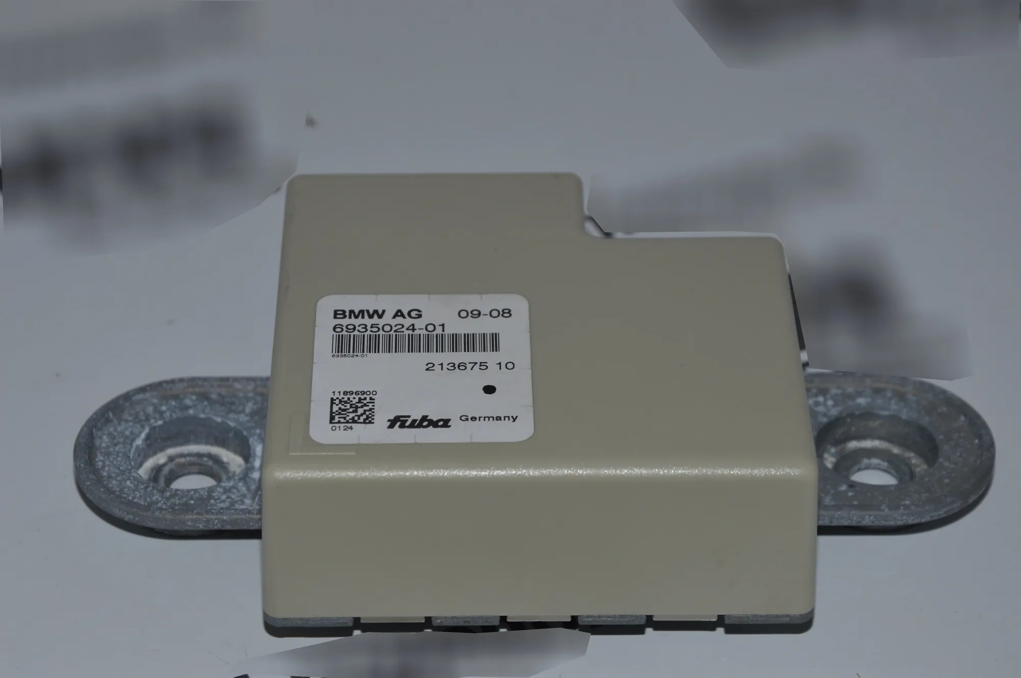 Antenna Amplifier – OEM 6935024 · BMW 5 Touring (E61) 530 d 2008 – 2