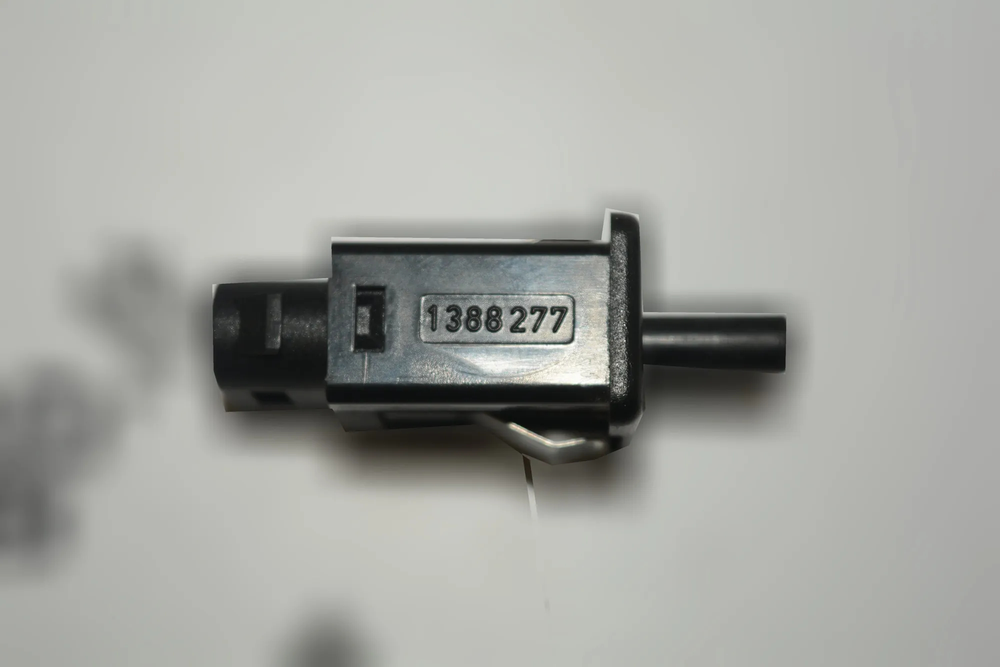 Other Control Units – OEM 1388277 · BMW 5 (E60) 525 i 2003 – 3