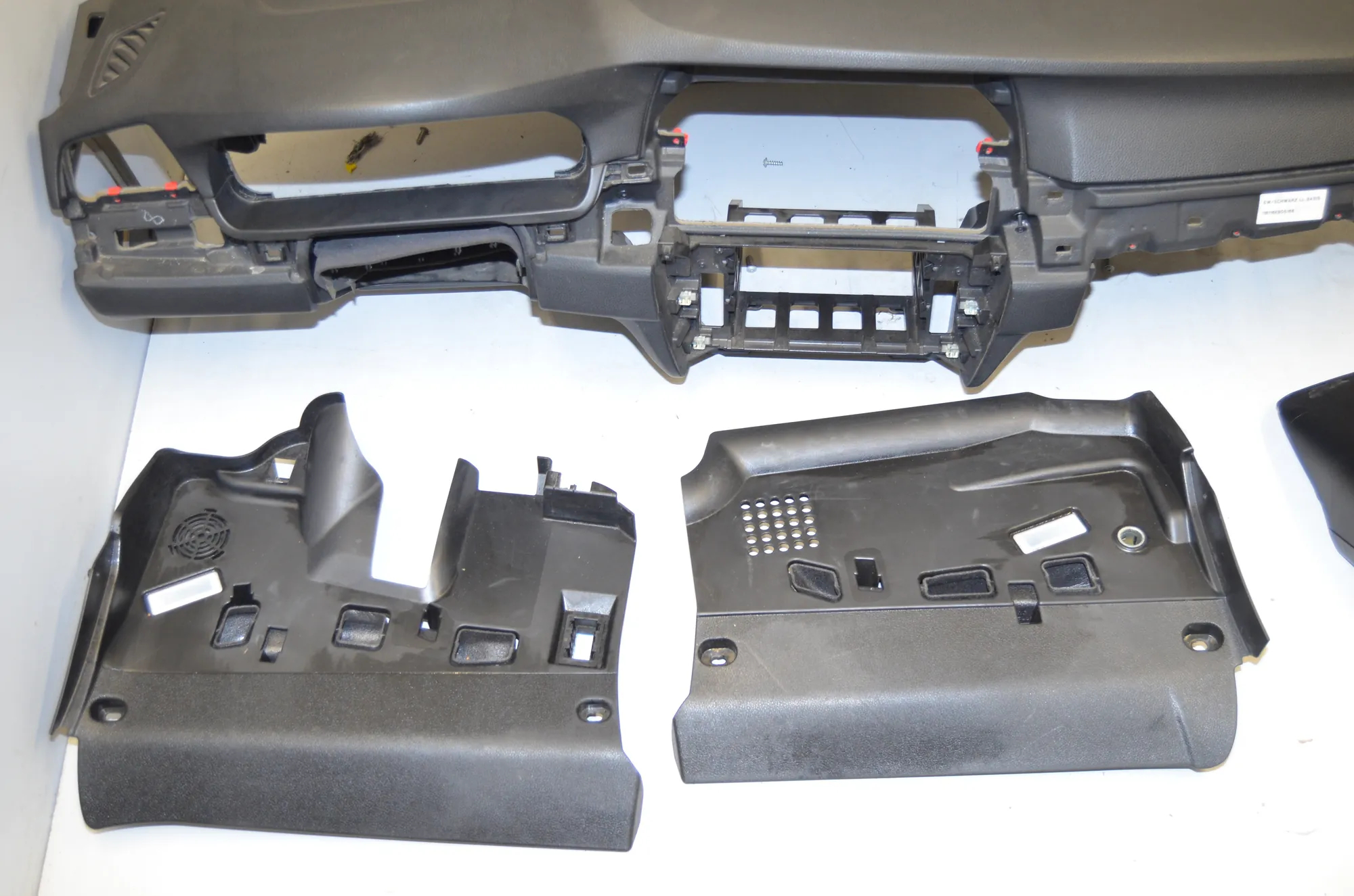 Dashboard – OEM 9207381 · BMW 5 Touring (F11) 530 d xDrive 2011 – 3