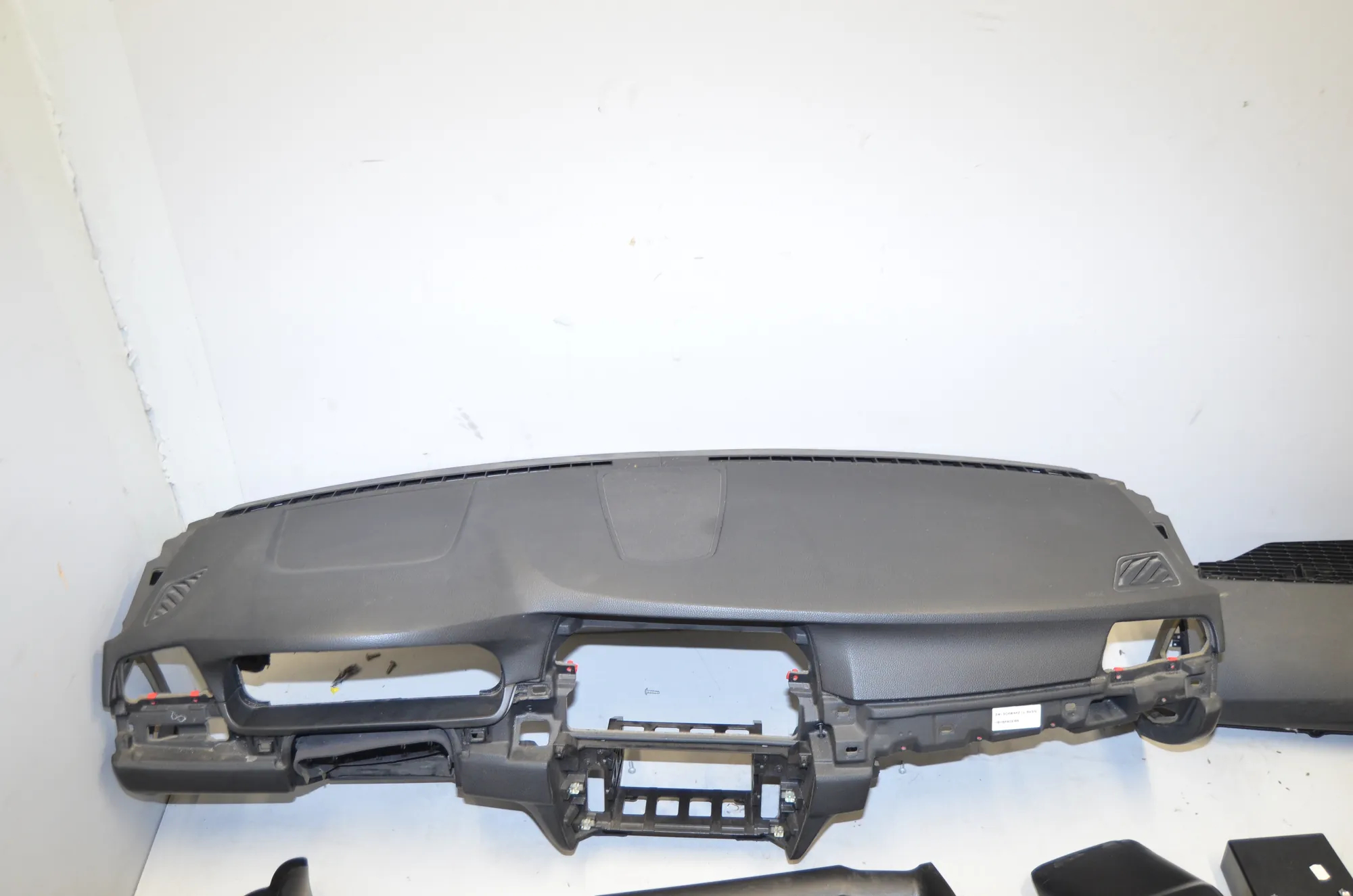 Dashboard – OEM 9207381 · BMW 5 Touring (F11) 530 d xDrive 2011 – 2