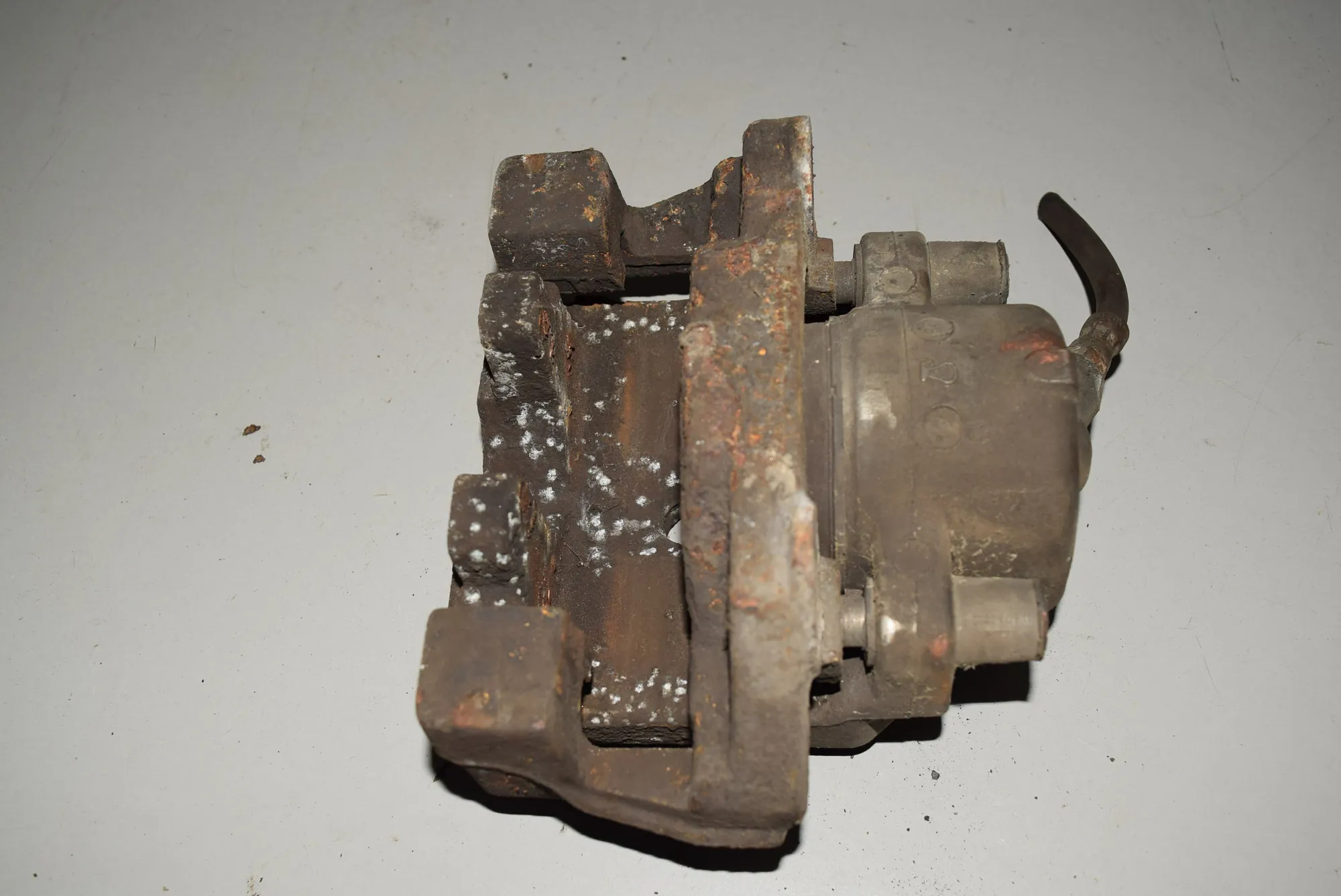 Front Right Brake Caliper · BMW 5 Touring (E39) BMW 5 Touring (E39) 530 d 1999