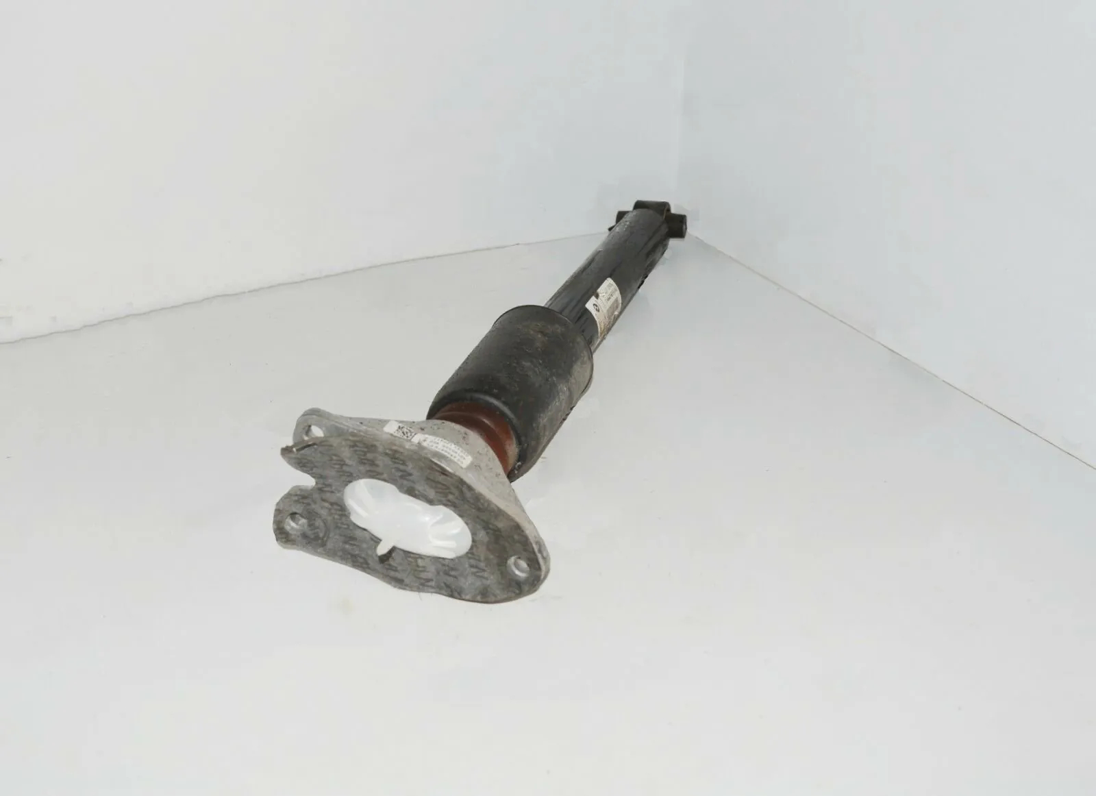 Rear Right Shock Absorber – OEM 6860328 · BMW 1 (F20) 118 d 2013