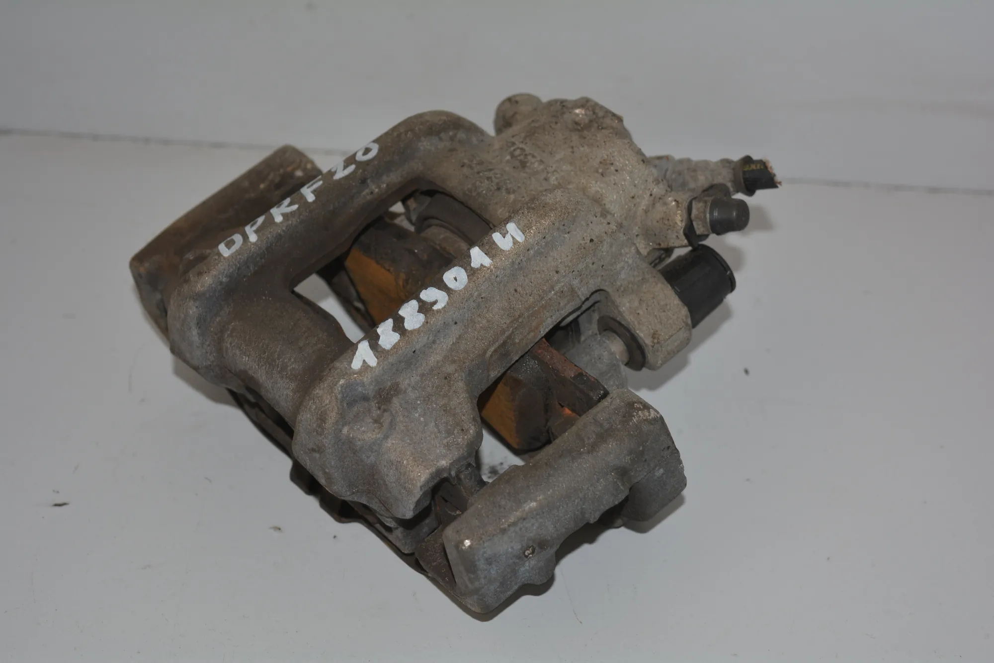 Front Right Brake Caliper – OEM NA · BMW 1 (F20) 118 d 2013