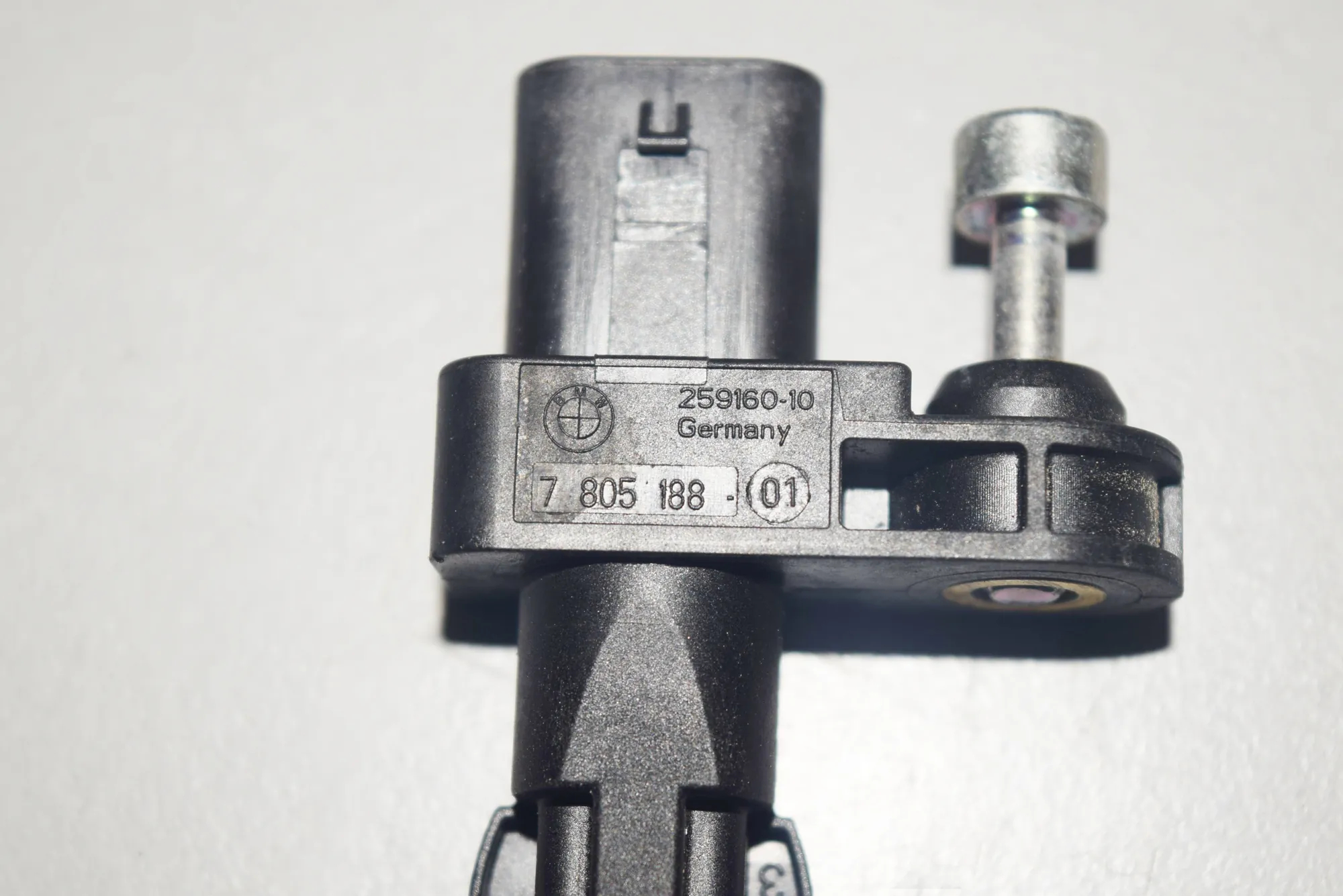 Crankshaft Position Sensor – OEM 7805188 · BMW 1 (F20) 118 d 2013 – 3