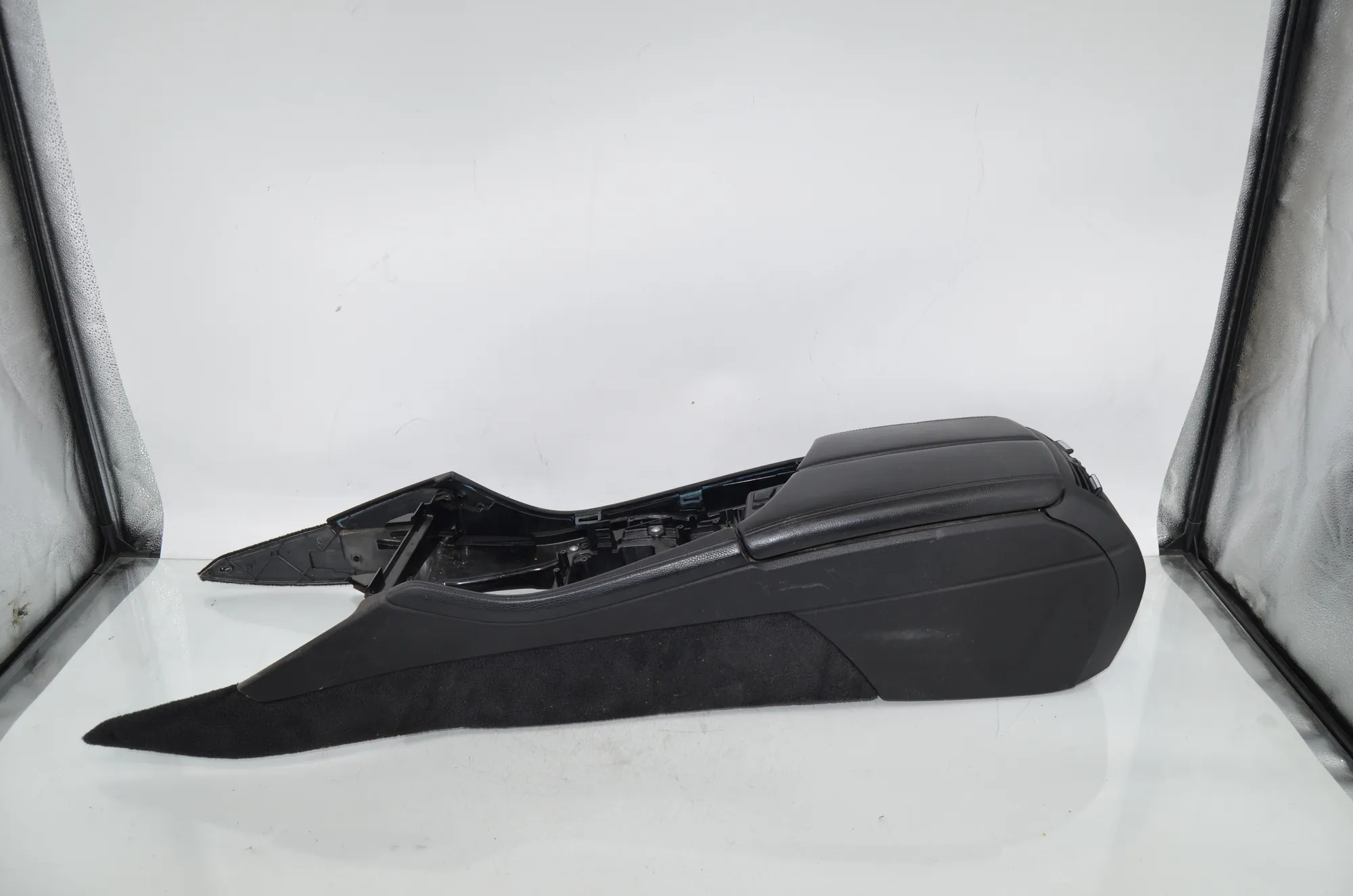 Center Console – OEM 9288907 · BMW 5 Touring (F11) 530 d xDrive 2011 – 3