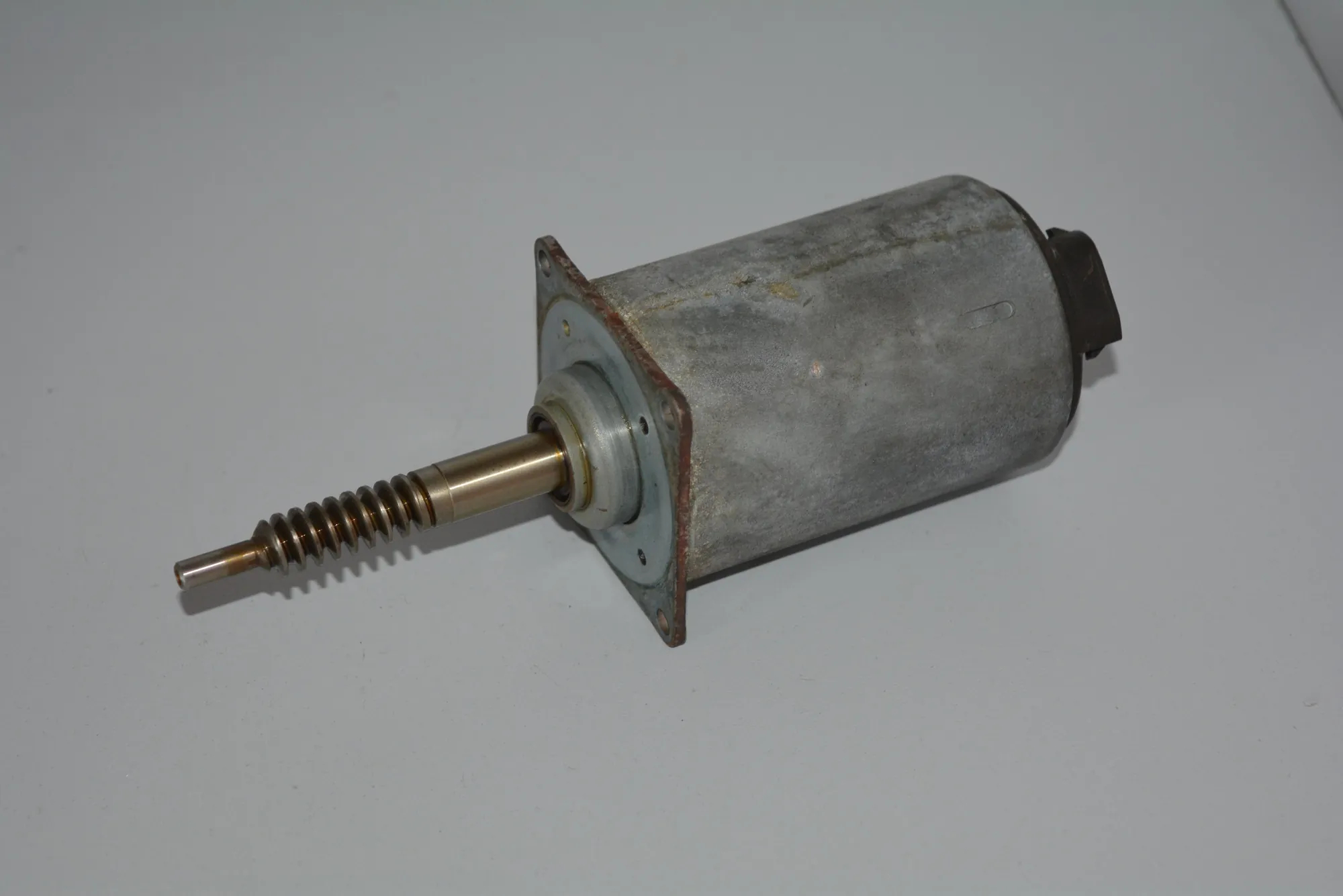 Valvetronic – OEM 7506788 · BMW 5 (E60) 545 i 2003 – 5