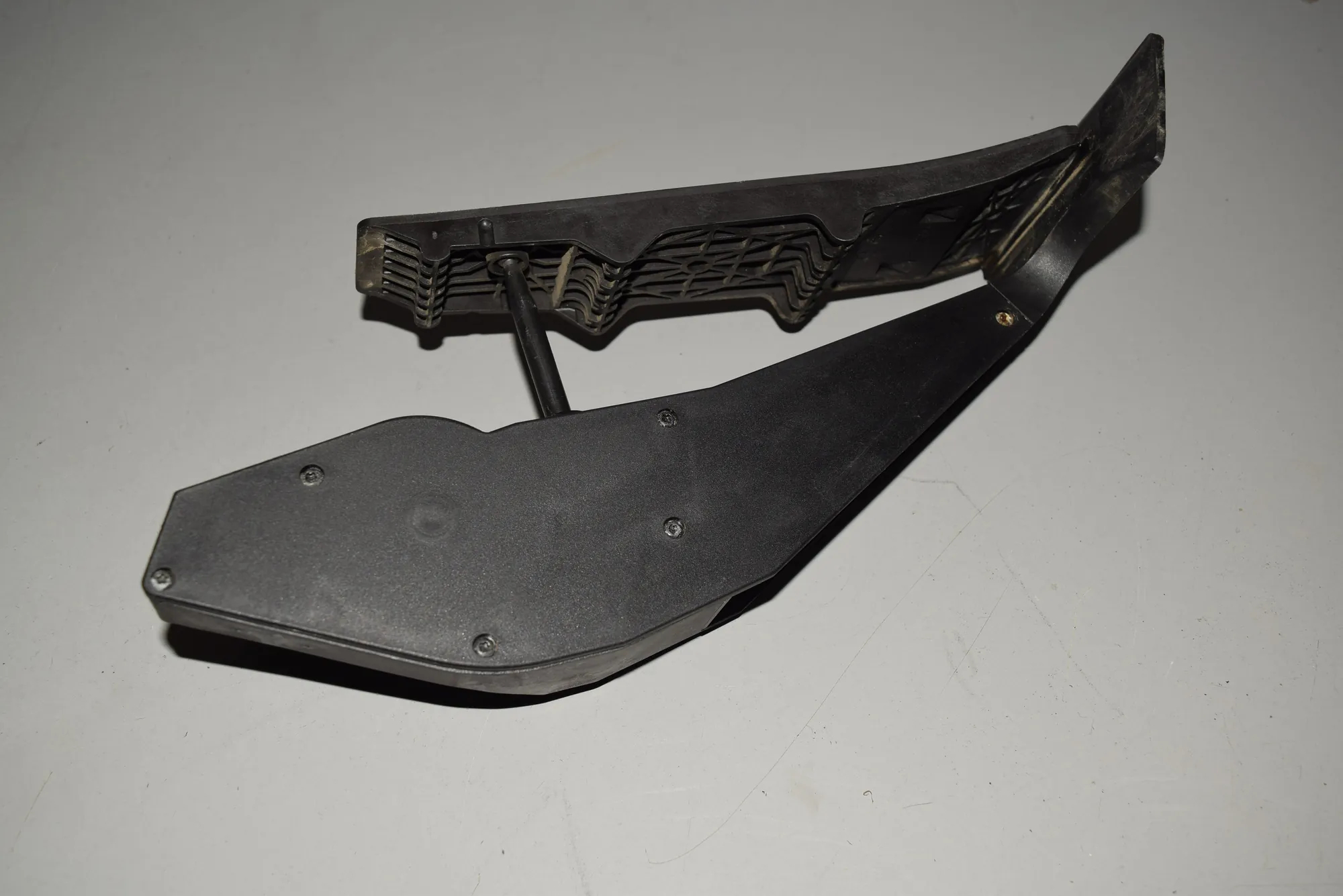 Throttle Pedal – OEM 6766930 · BMW 5 (E60) 545 i 2003 – 3