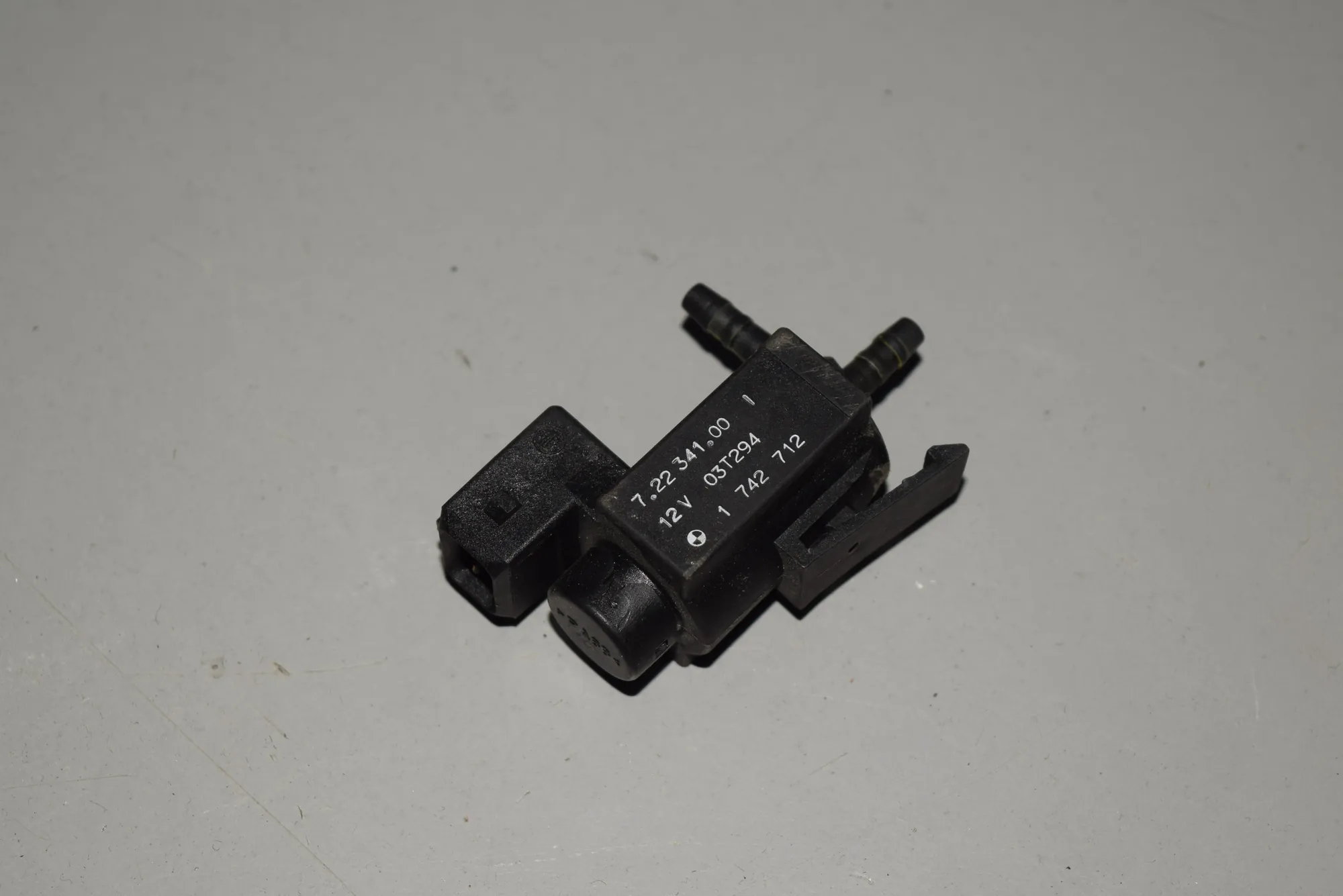 Other Control Units – OEM 1742712 · BMW 5 (E60) 545 i 2003 – 2