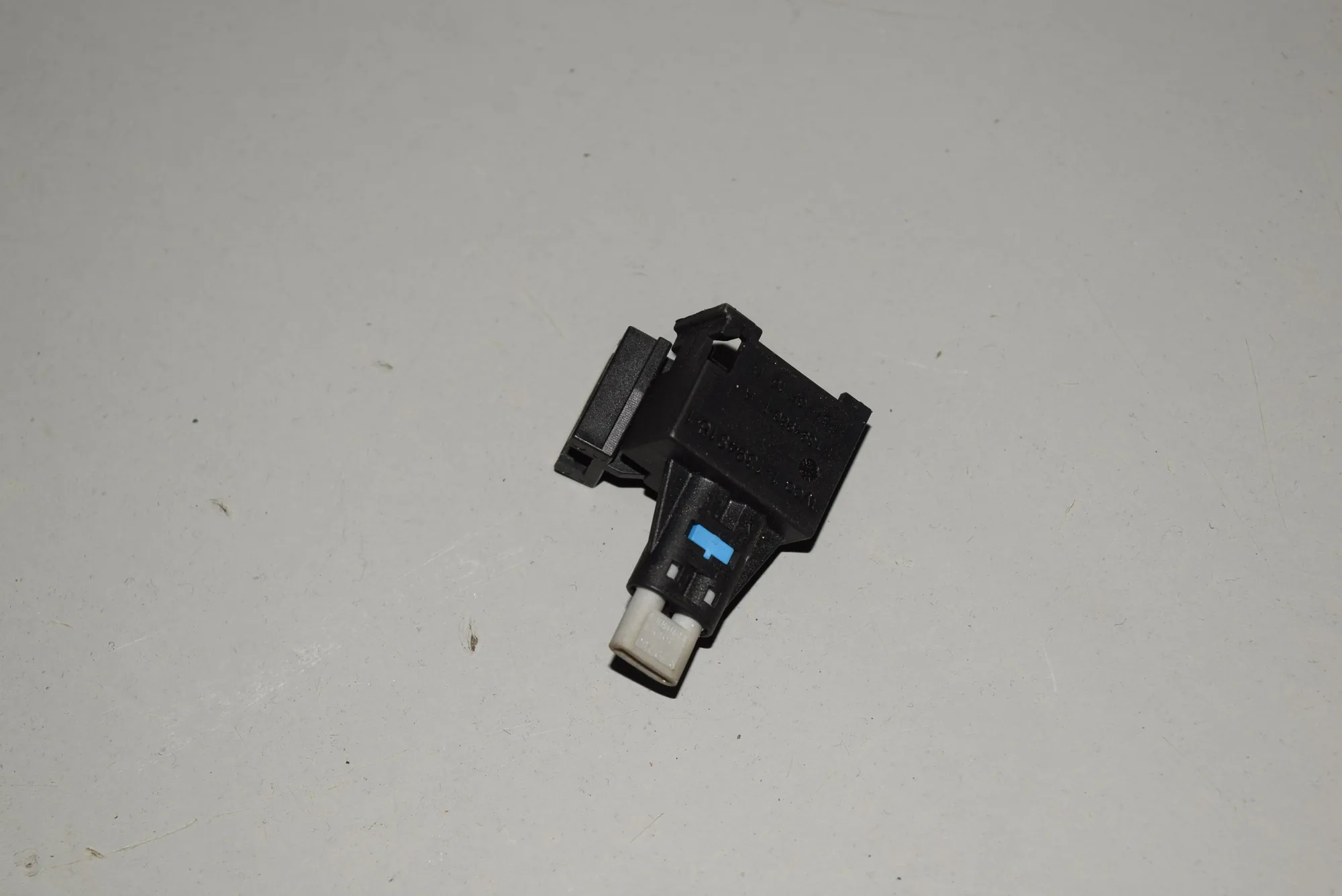 Other Control Units – OEM 13949161394986 · BMW 5 (E60) 545 i 2003 – 2