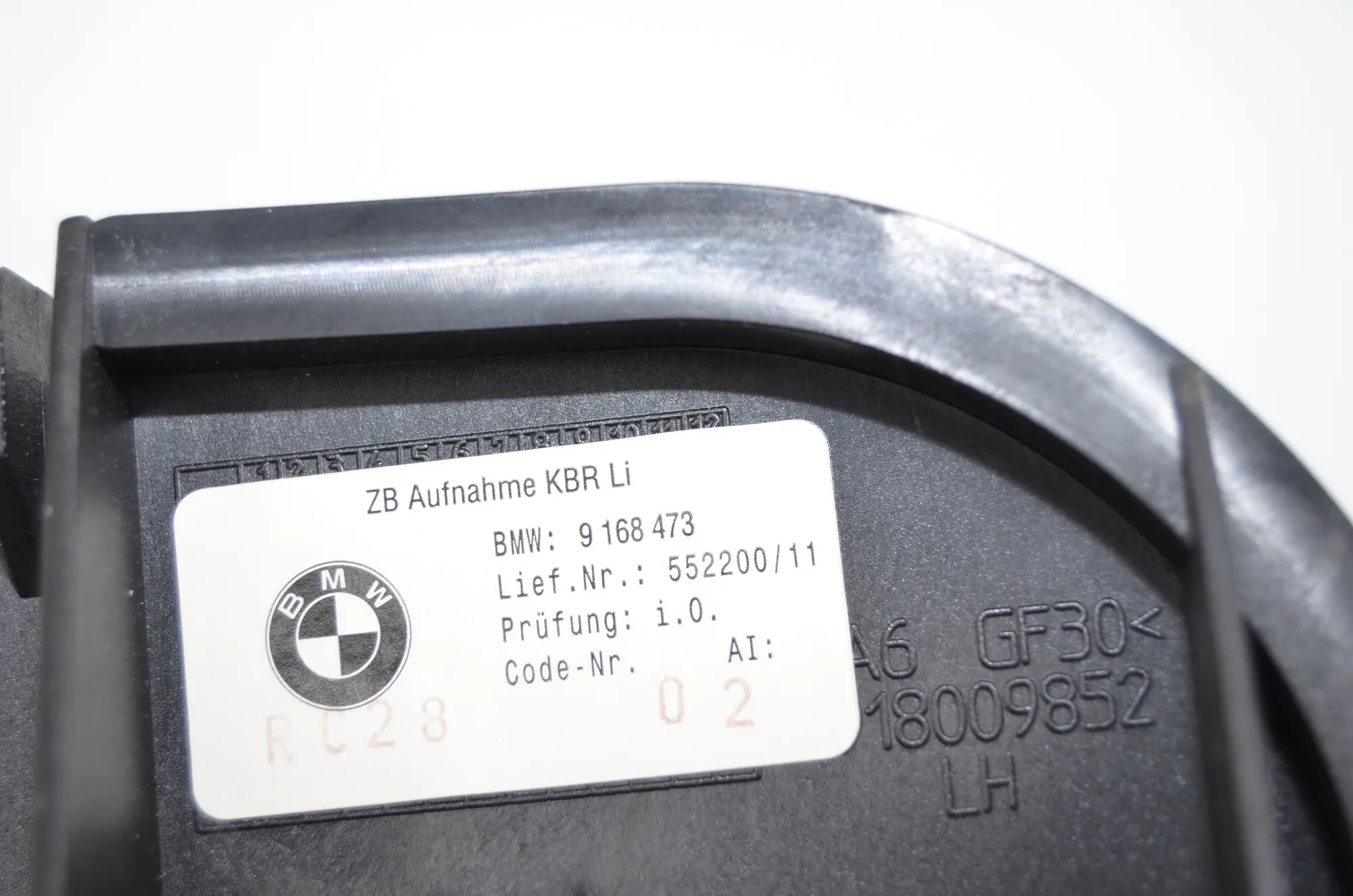 Bracket – OEM 9168474 · BMW 5 Touring (F11) 530 d xDrive 2011 – 5