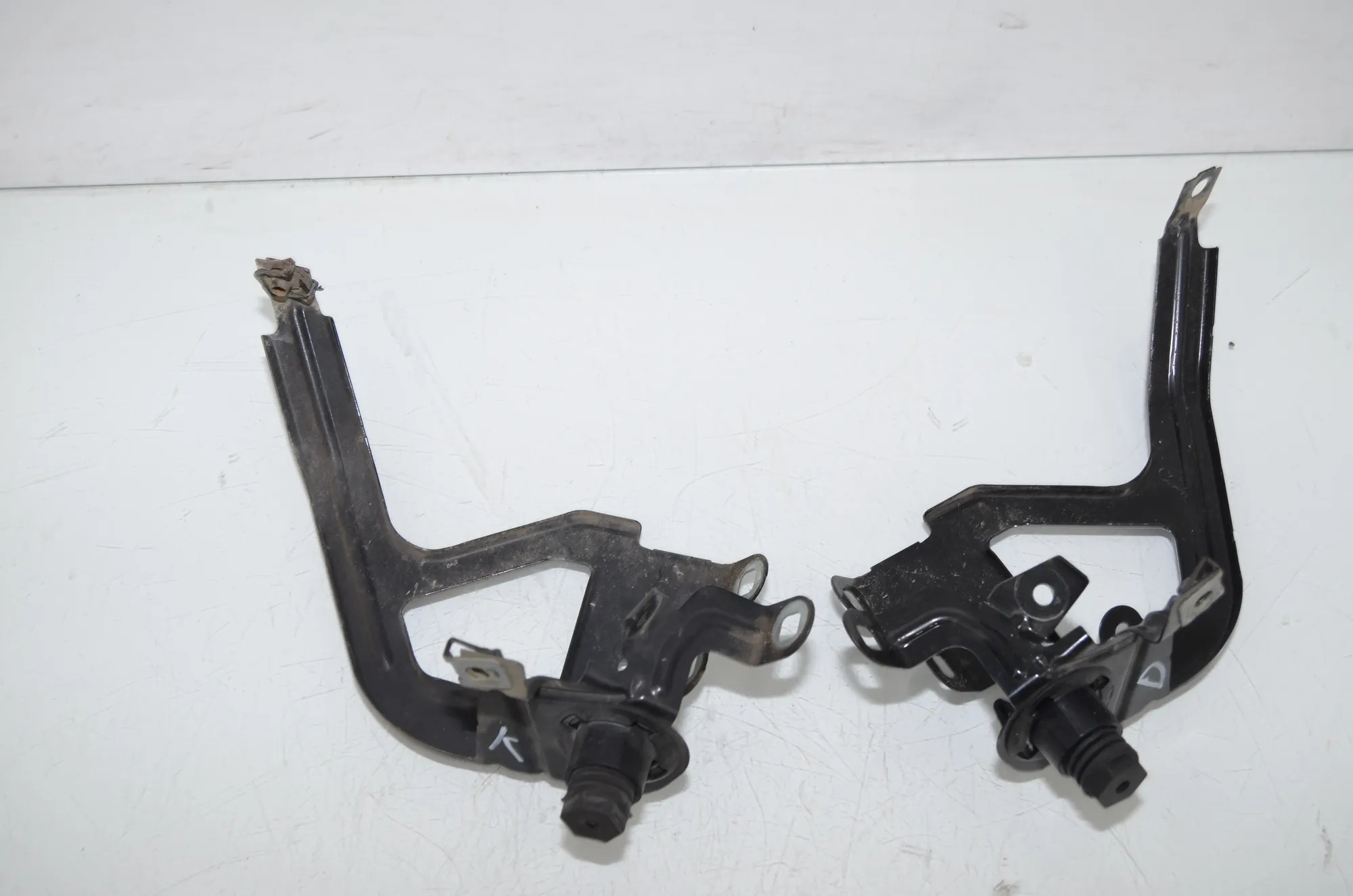 Bracket – OEM 7207209 · BMW 5 Touring (F11) 530 d xDrive 2011 – 2