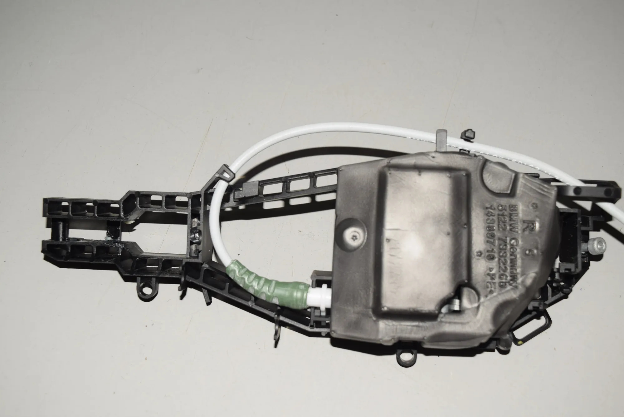 Rear Right Door Interior Handle Frame – OEM 7332268 · BMW 3 Touring (F31) 320 d xDrive 2015 – 3