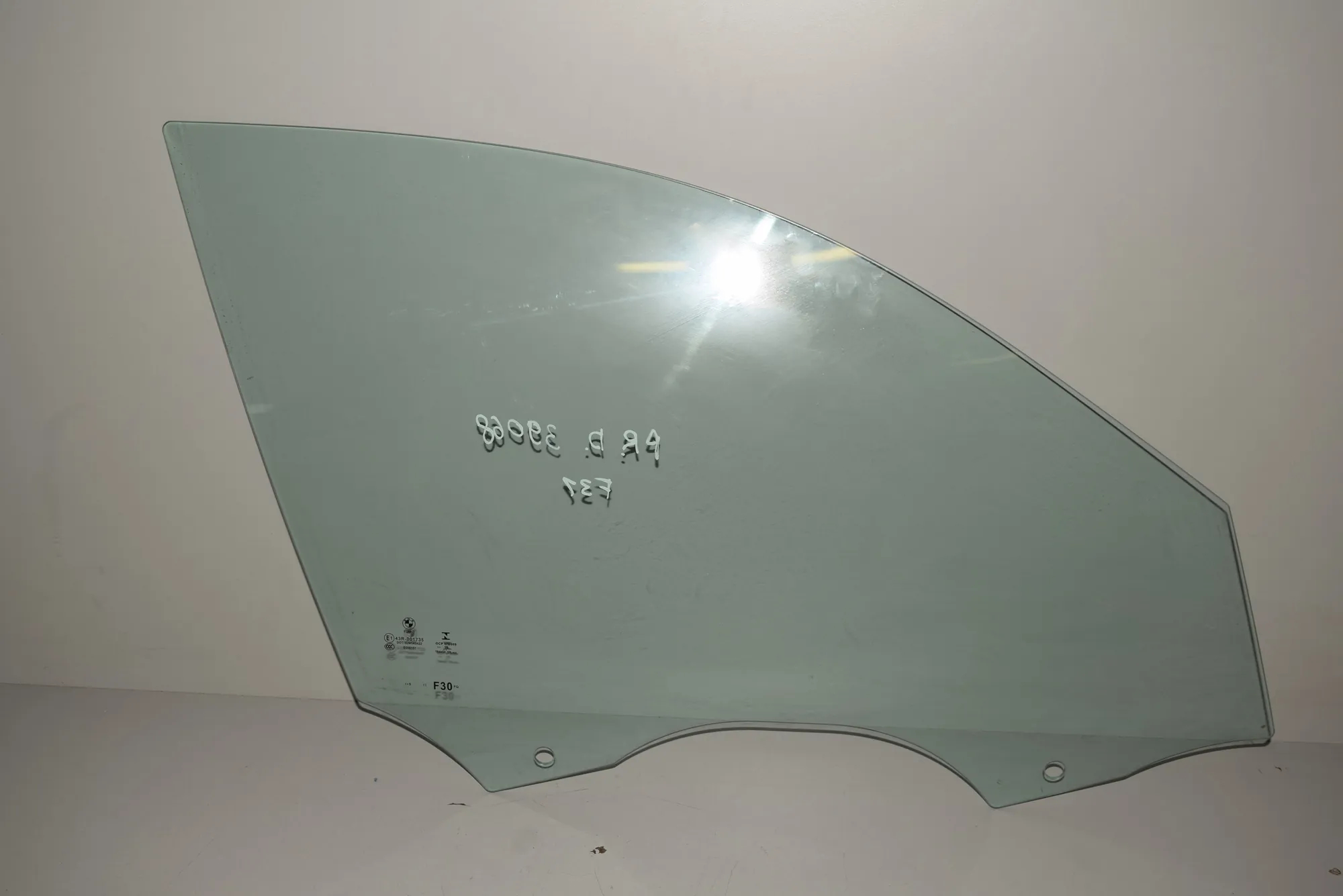 Front Right Door Window · BMW 3 Touring (F31) 320 d xDrive 2015