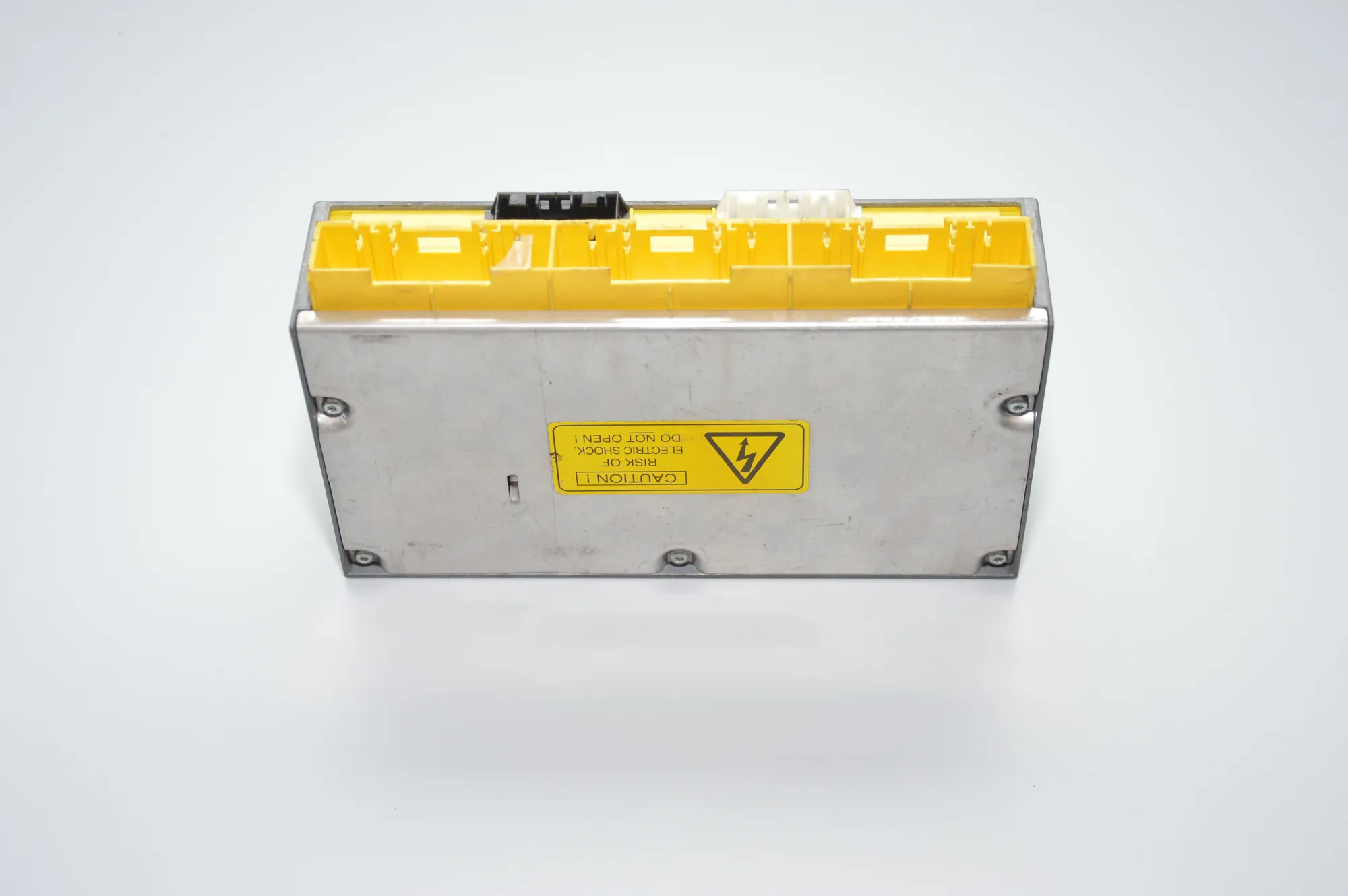 SRS Control Unit – OEM 6922144 · BMW 7 (E65, E66, E67) 730 Ld 2005 – 4