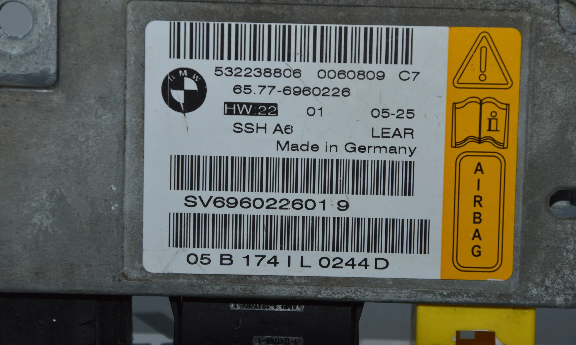 SRS Control Unit – OEM 6960226 · BMW 7 (E65, E66, E67) 730 Ld 2005 – 2