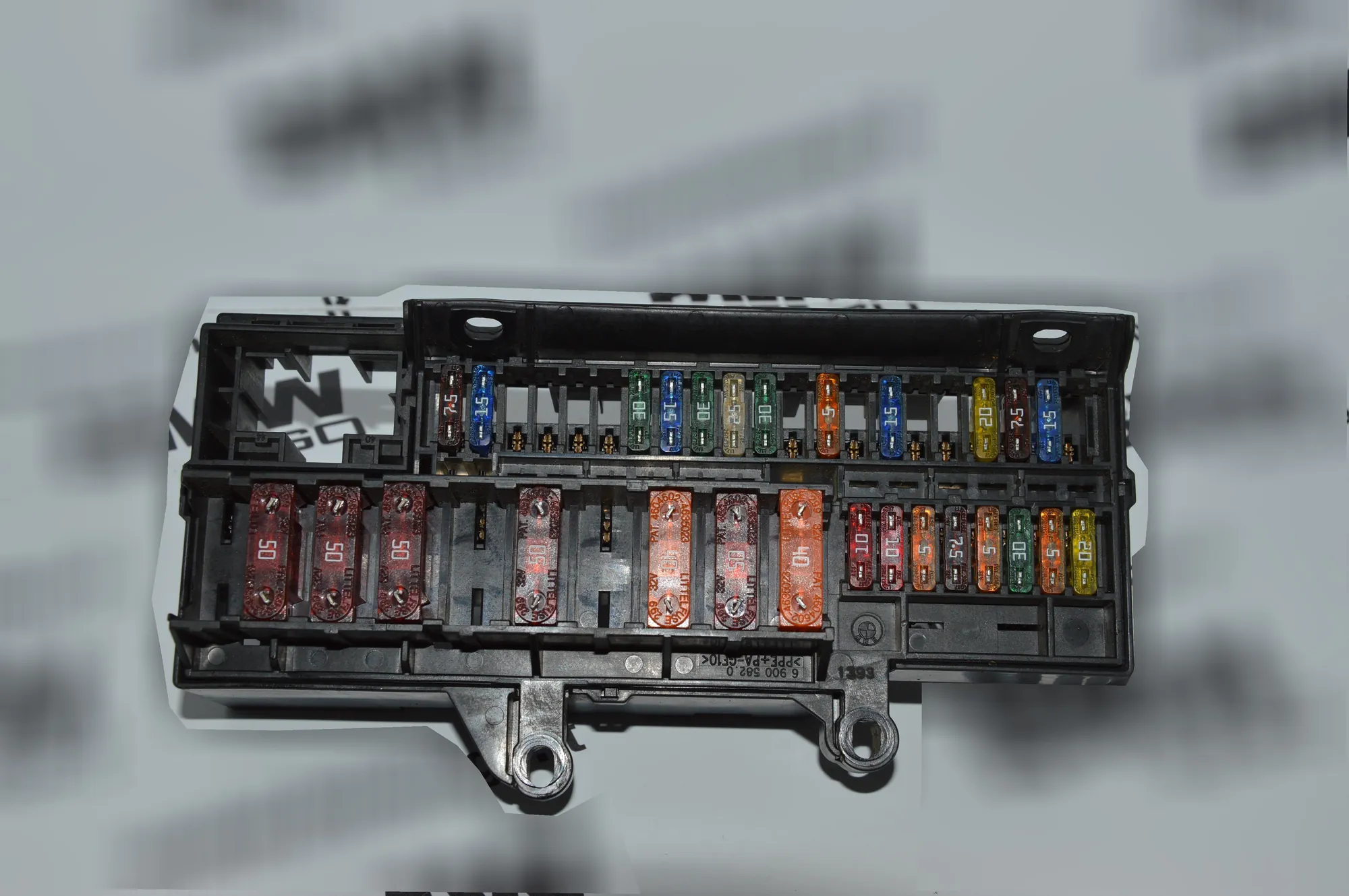 Fuse Box – OEM 6900582 · BMW 7 (E65, E66, E67) 730 Ld 2005