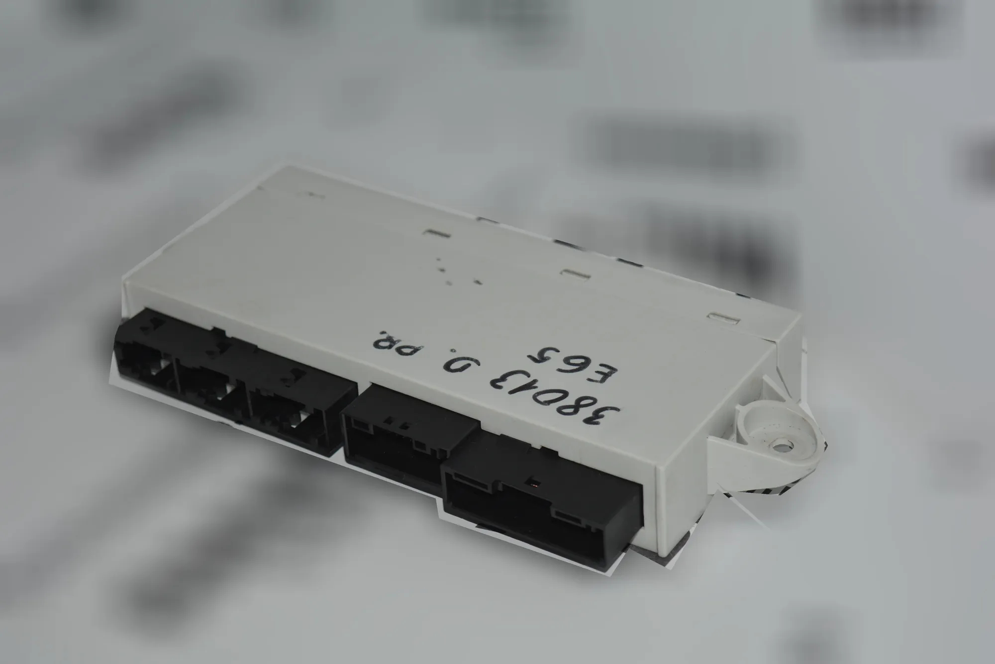 Front Right Door Control Unit – OEM 6933267 · BMW 7 (E65, E66, E67) 730 Ld 2005 – 2