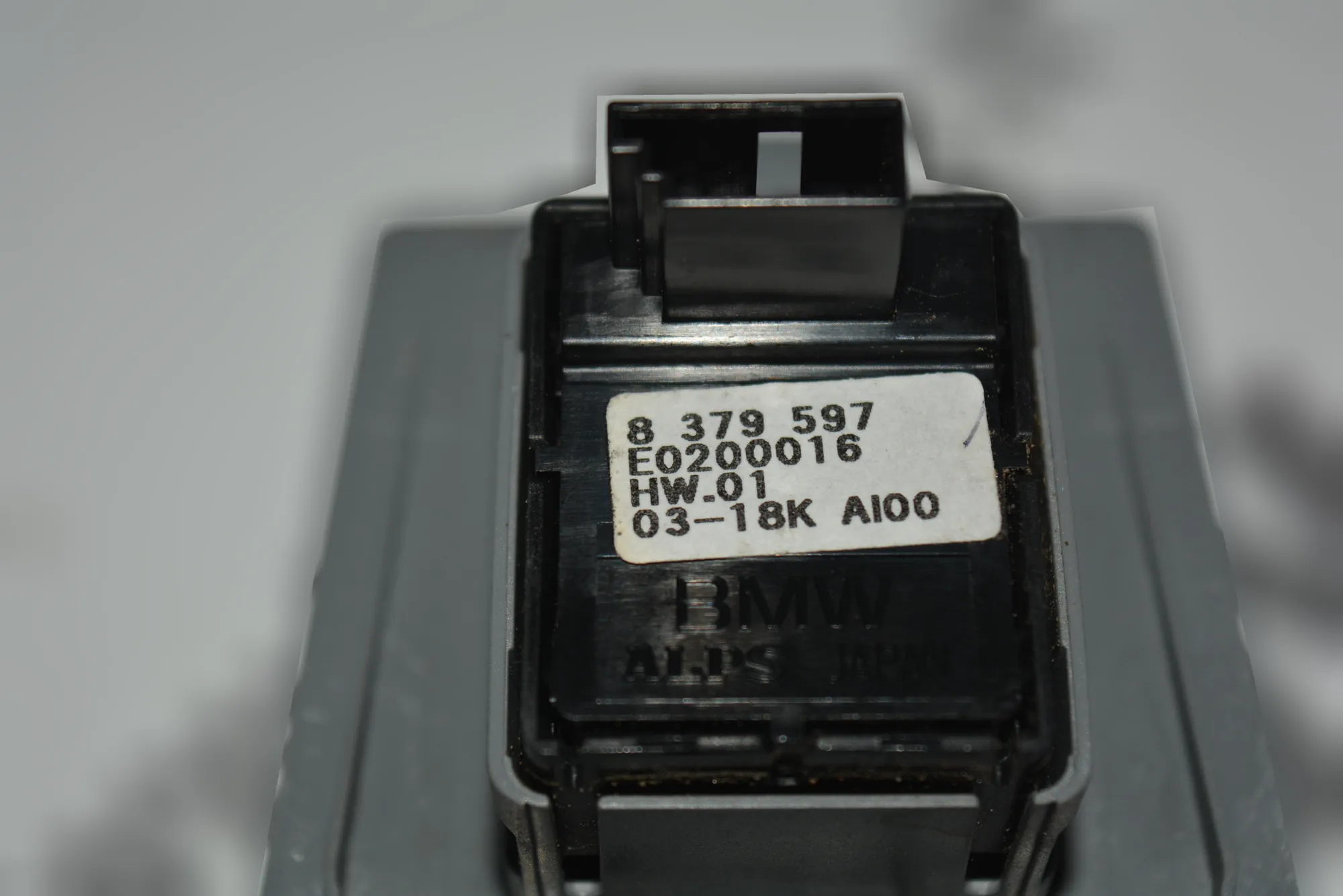 Front Right Door Window Switch – OEM 8379597 · BMW 7 (E65, E66, E67) 730 Ld 2005