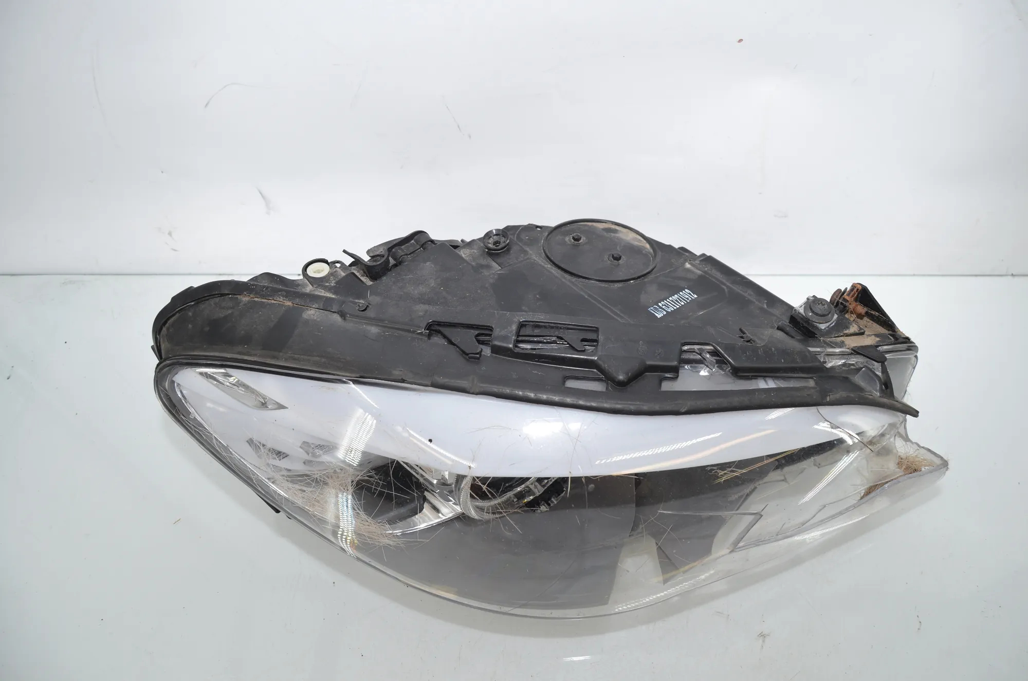 Front Right Headlight – OEM 7271912 · BMW 5 Touring (F11) 530 d xDrive 2011 – 2