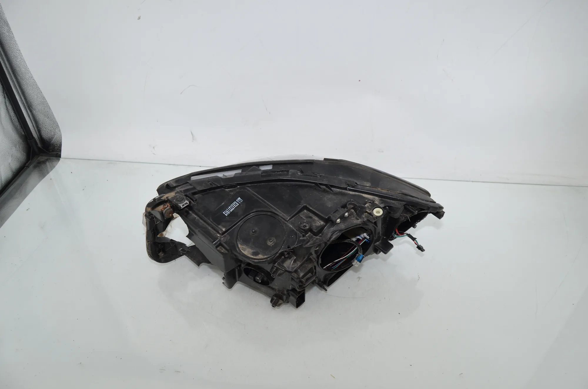 Front Right Headlight – OEM 7271912 · BMW 5 Touring (F11) 530 d xDrive 2011 – 3