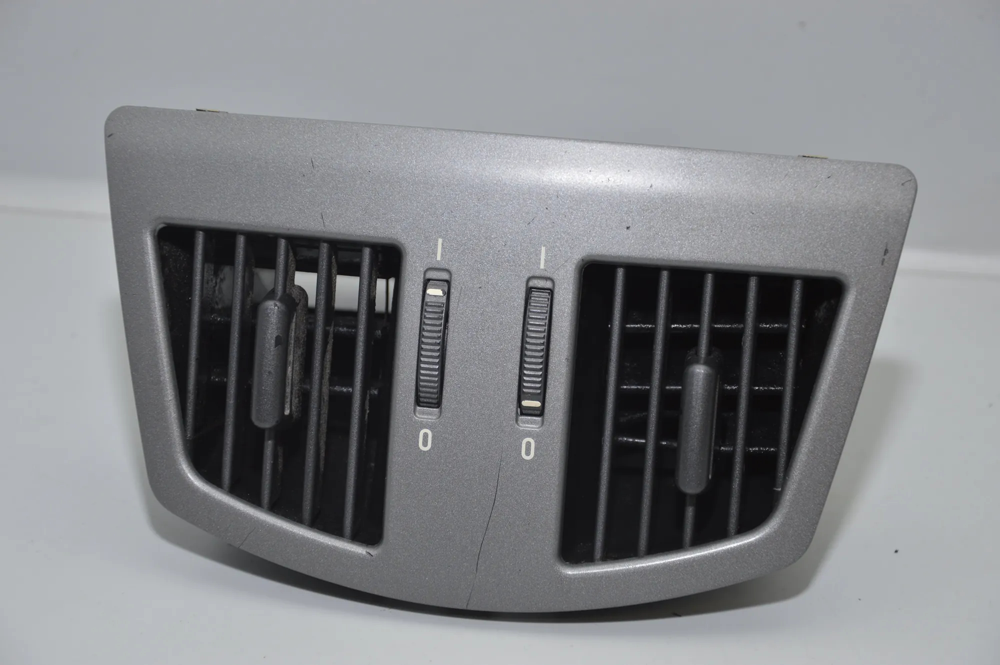 Dashboard Air Vents – OEM 7002395 · BMW 7 (E65, E66, E67) 730 Ld 2005
